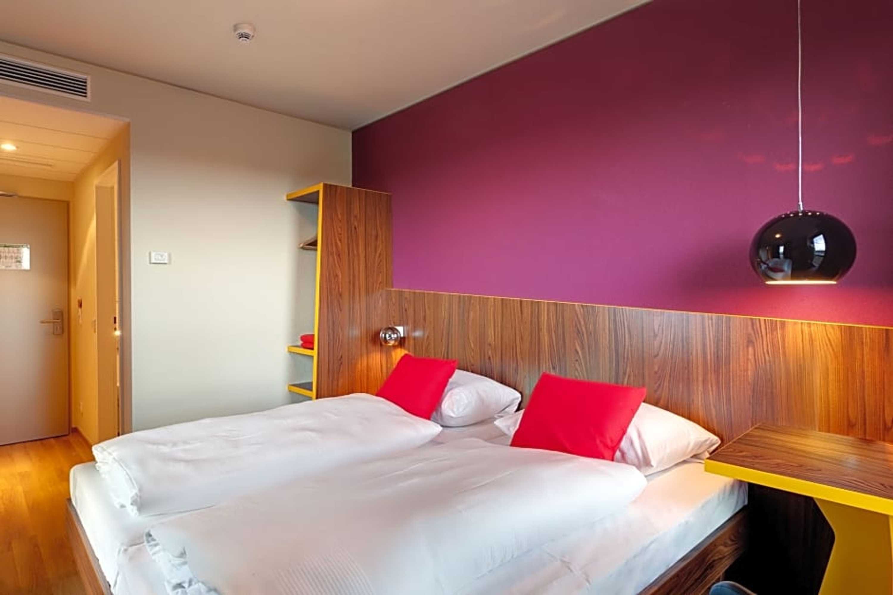 Gift card for Meininger Hotel Frankfurt Main / Airport Gift card for Meininger Hotel Frankfurt Main / Airport