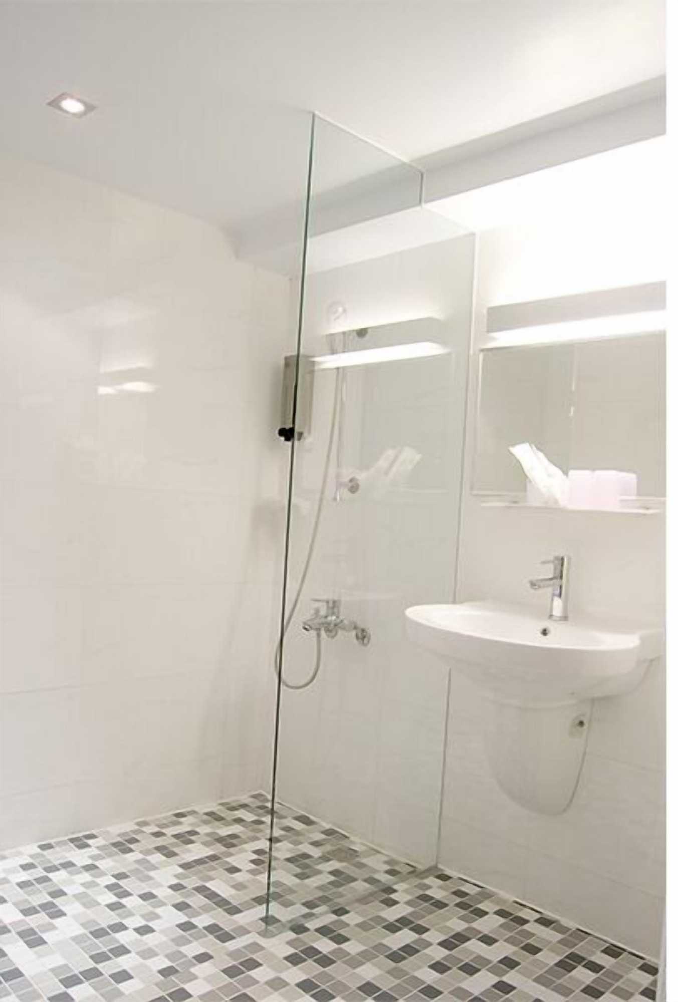 Gift card for The Riverside Hotel Esthetics