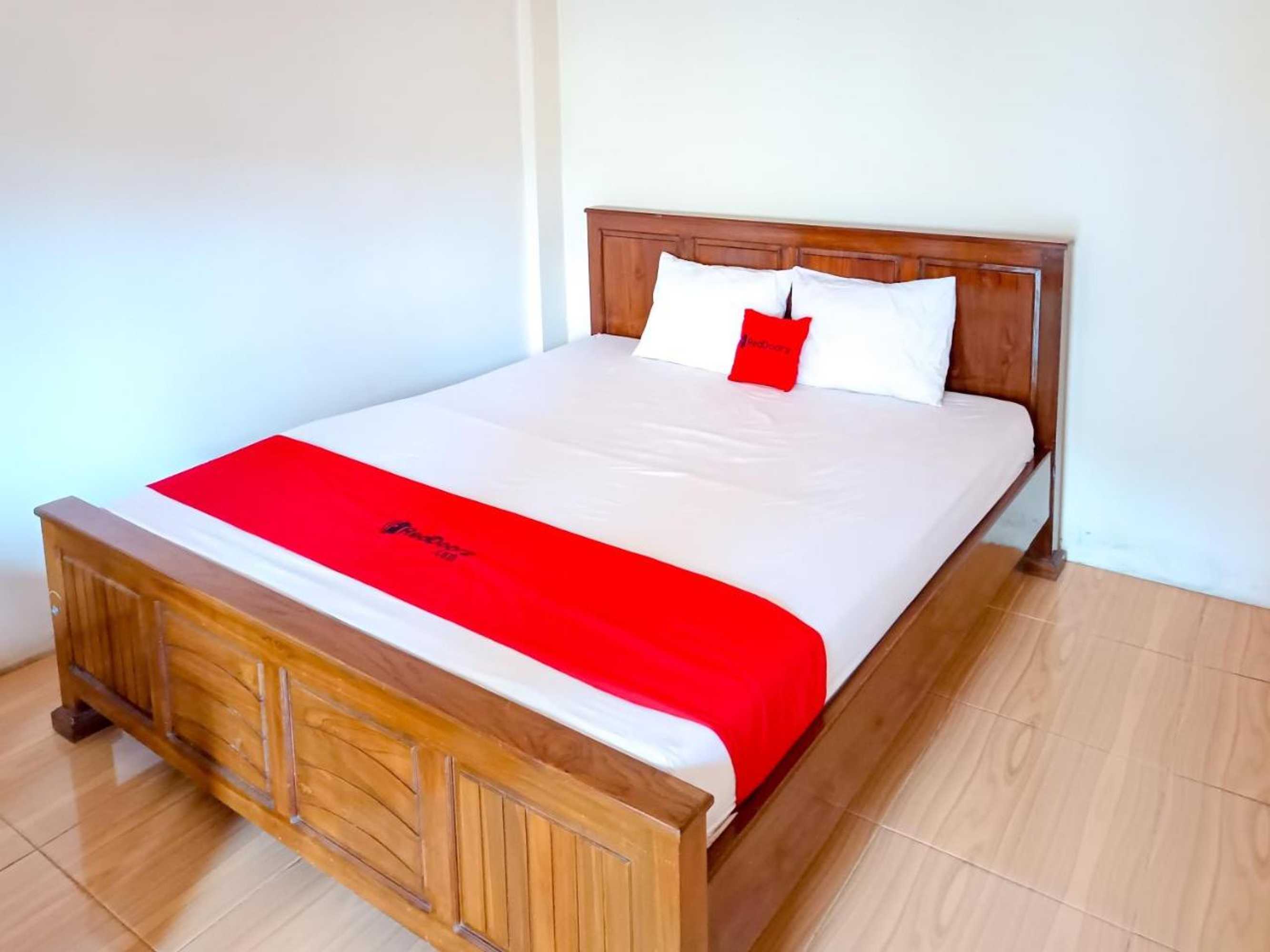 Gift card for Reddoorz at Dewa Breeze Inn Near Paralayang