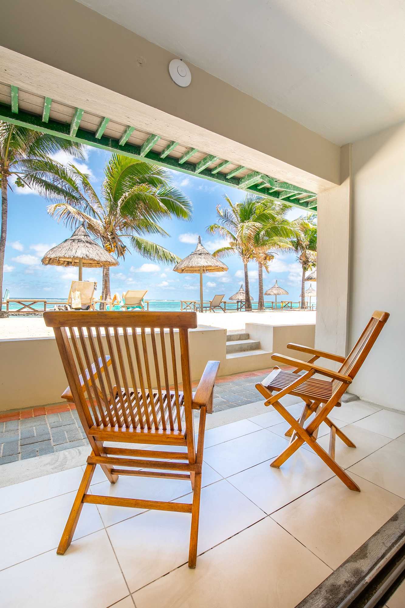 Gift card for Le Peninsula Bay Beach Resort Gift card for Le Peninsula Bay Beach Resort