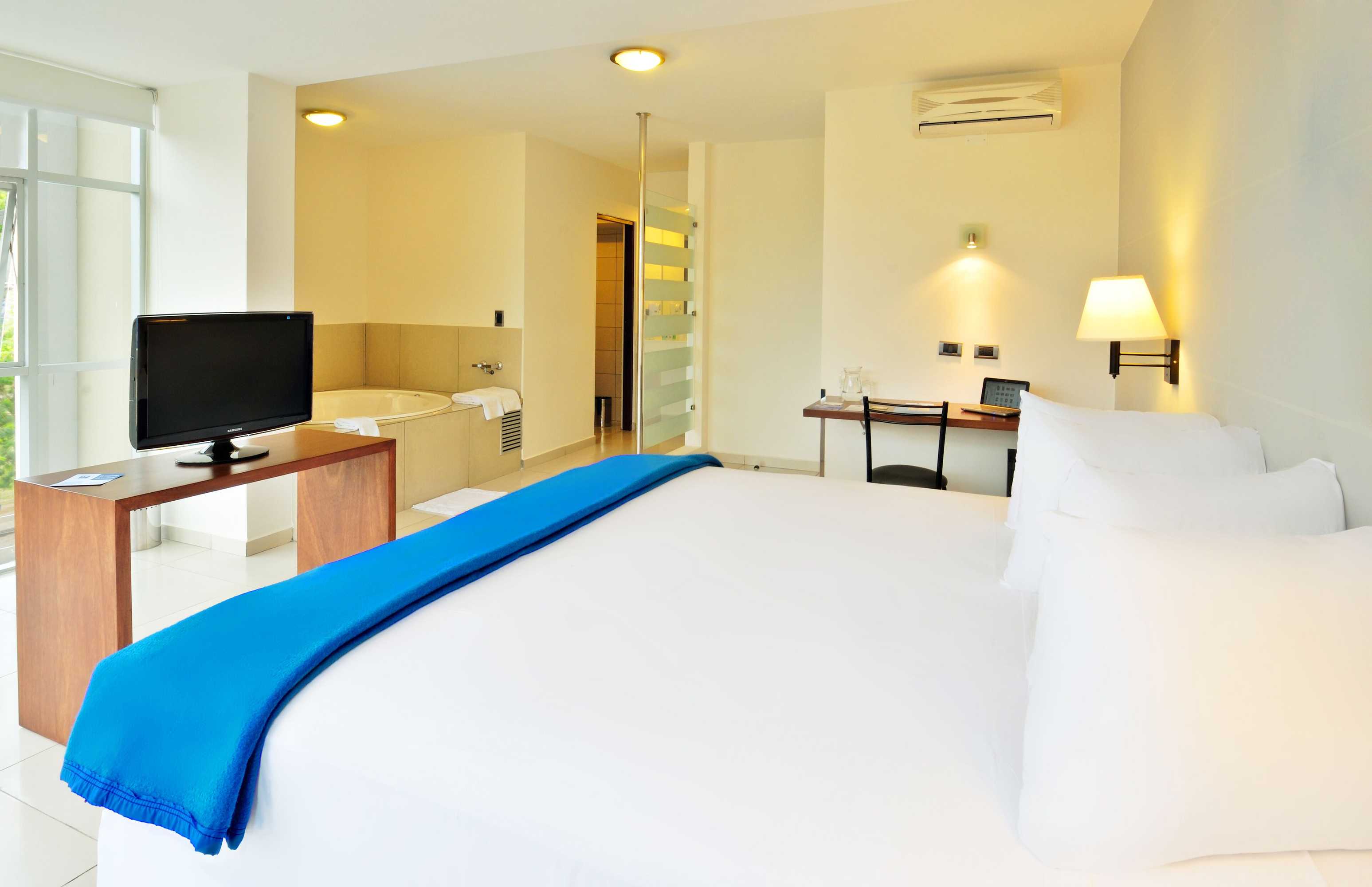 Gift card for Hotel LP Santa Cruz Centro Gift card for Hotel LP Santa Cruz Centro