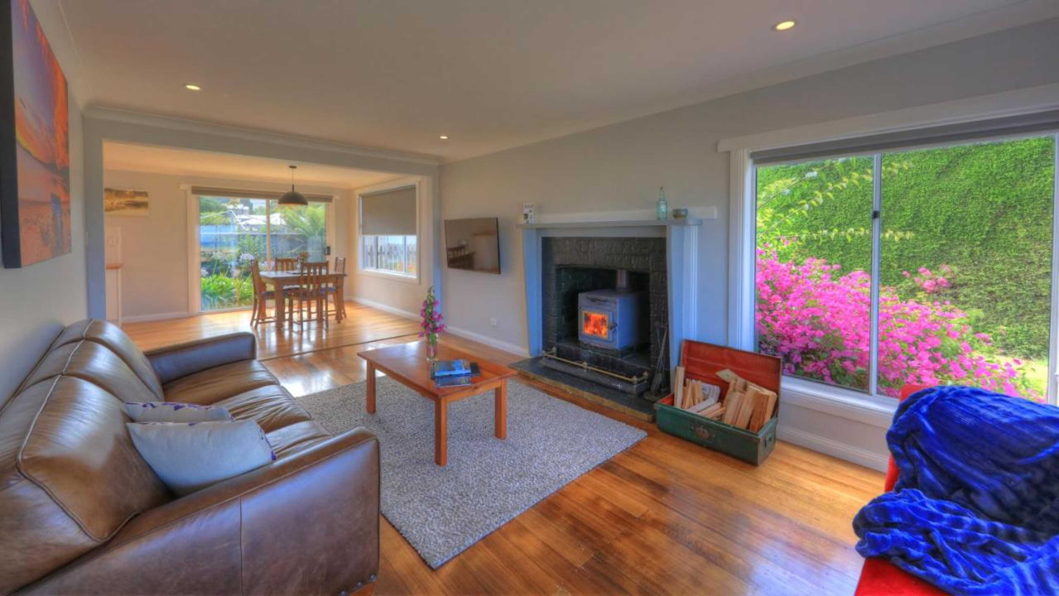 Gift card for Castaway Cottage - Essentially Tas