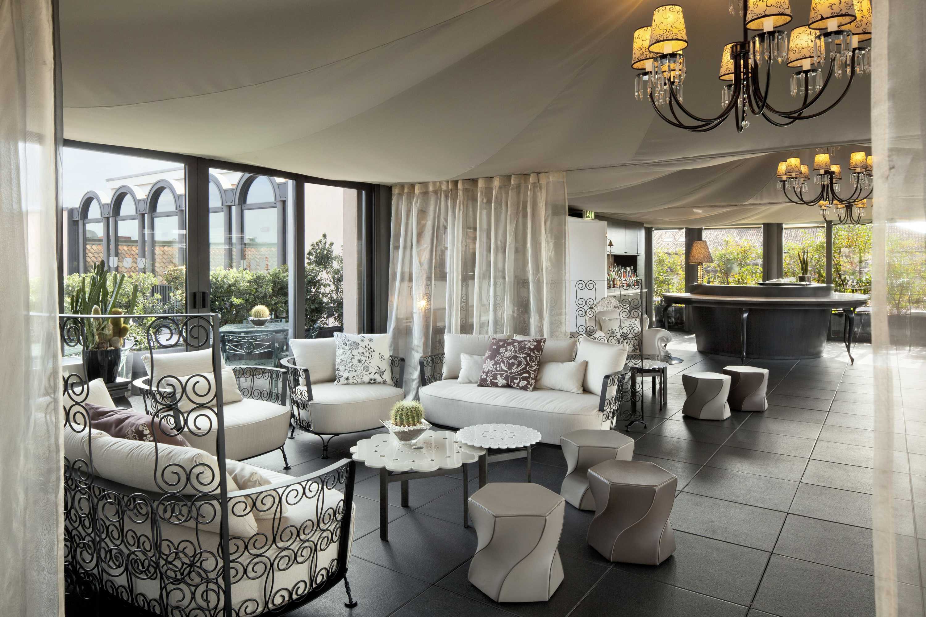 Gift card for Palace Catania | Una Esperienze