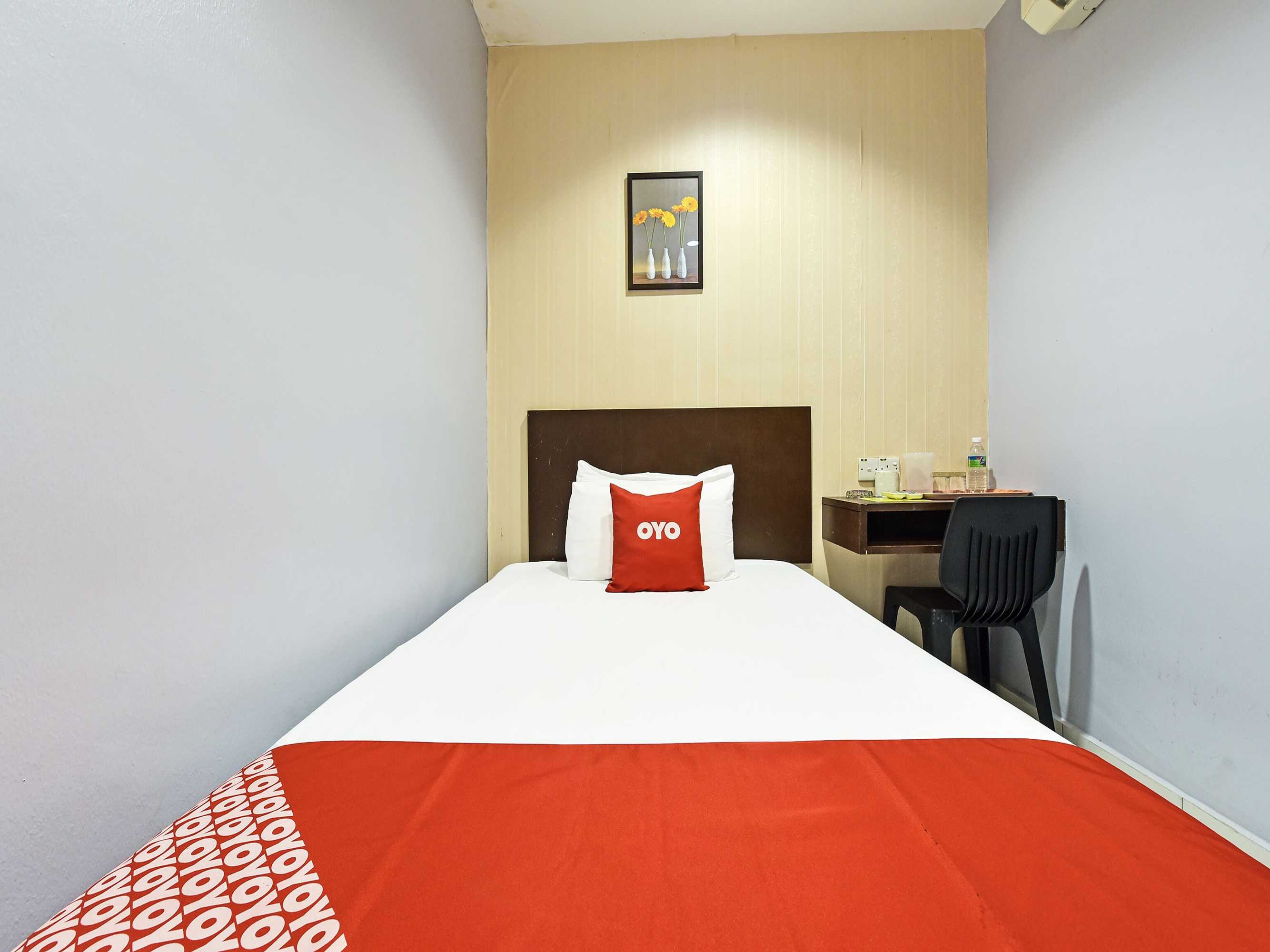 Gift card for Oyo 90644 M Three Hotel Gift card for Oyo 90644 M Three Hotel