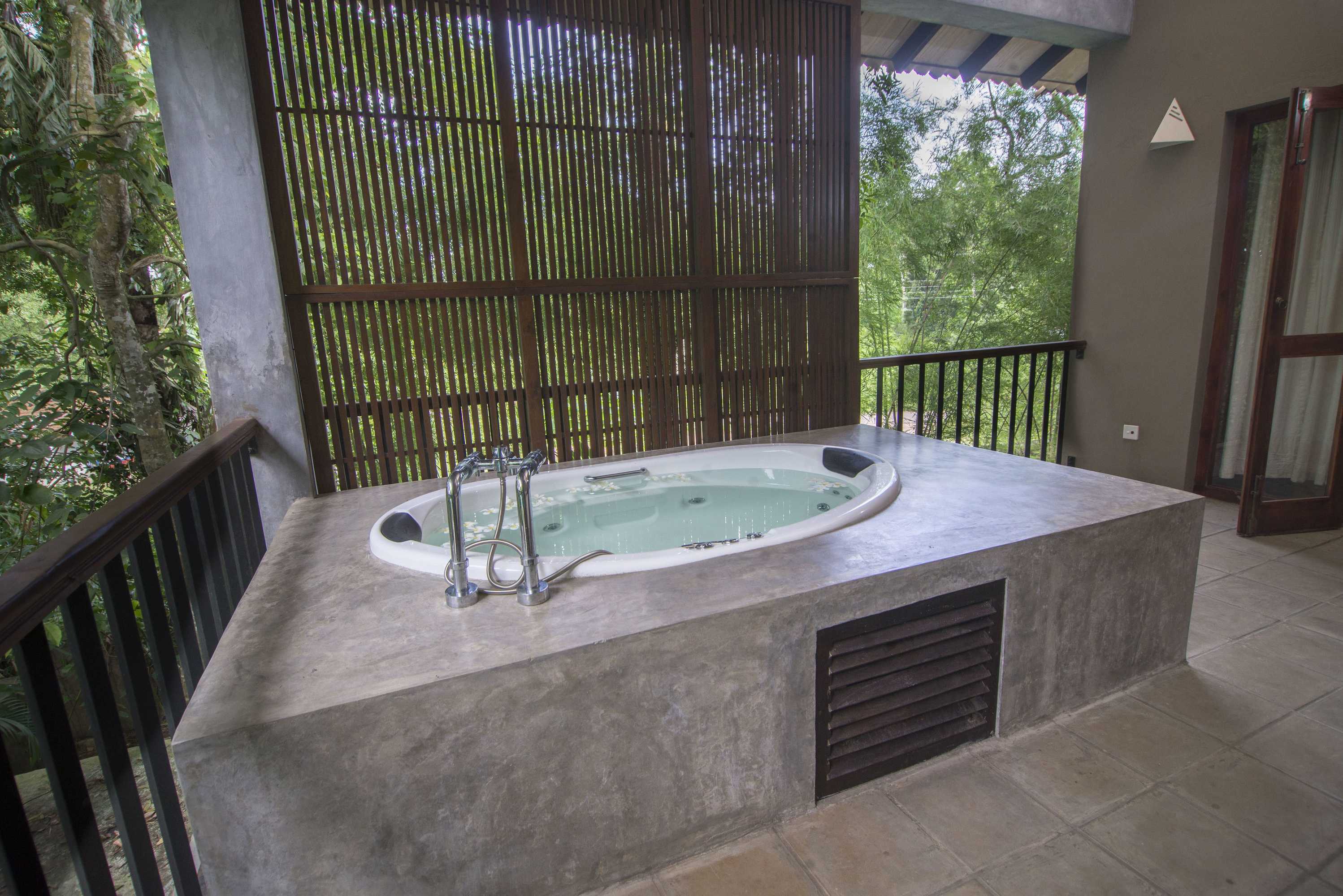 Gift card for Roman Lake Ayurveda Resort Gift card for Roman Lake Ayurveda Resort
