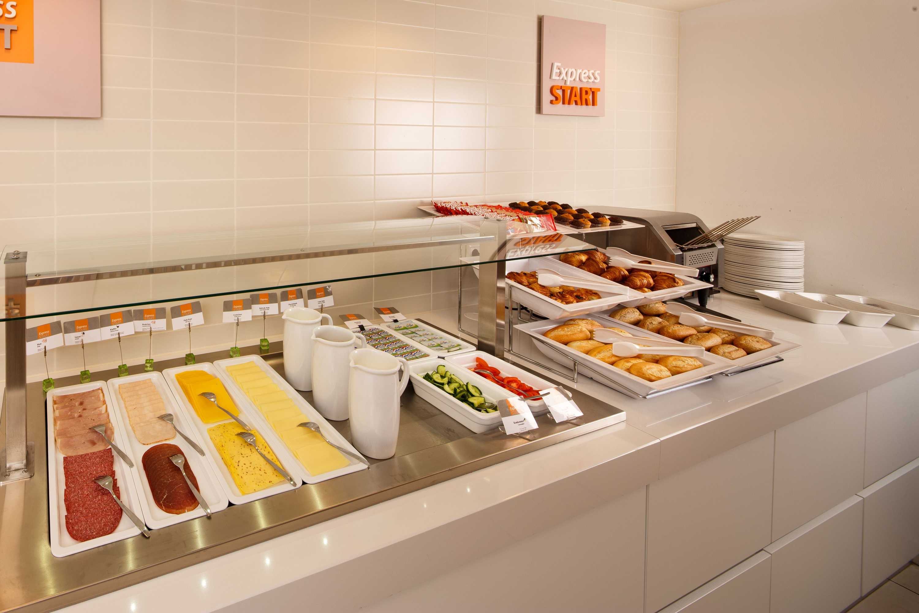 Gift card for Holiday Inn Express Arnhem by Ihg Gift card for Holiday Inn Express Arnhem by Ihg