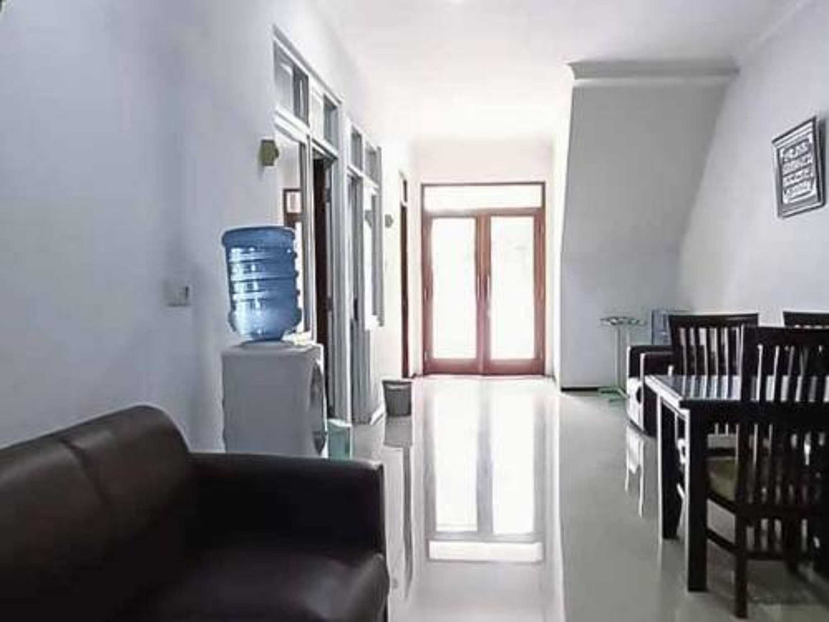 Gift card for Aimer Guest House Syariah Mitra Reddoorz Gift card for Aimer Guest House Syariah Mitra Reddoorz