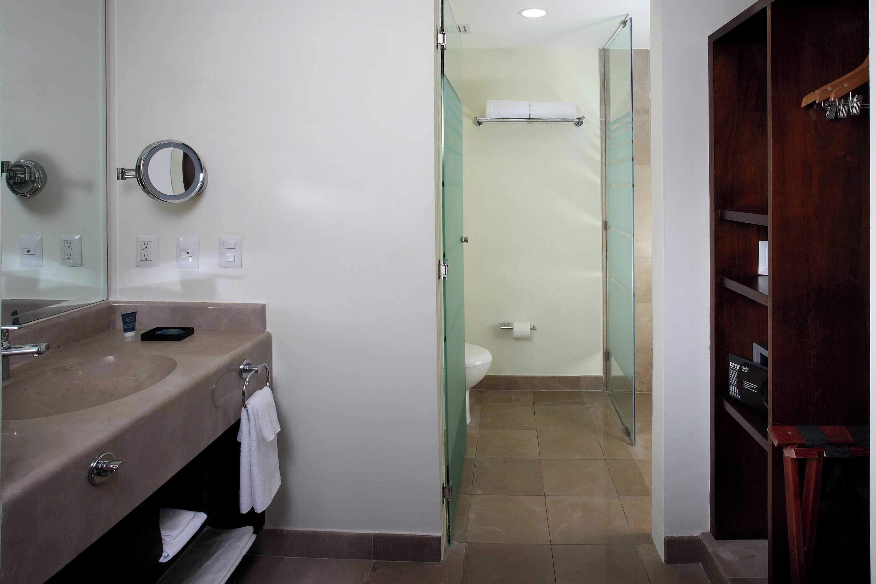 Gift card for Four Points by Sheraton Veracruz Gift card for Four Points by Sheraton Veracruz