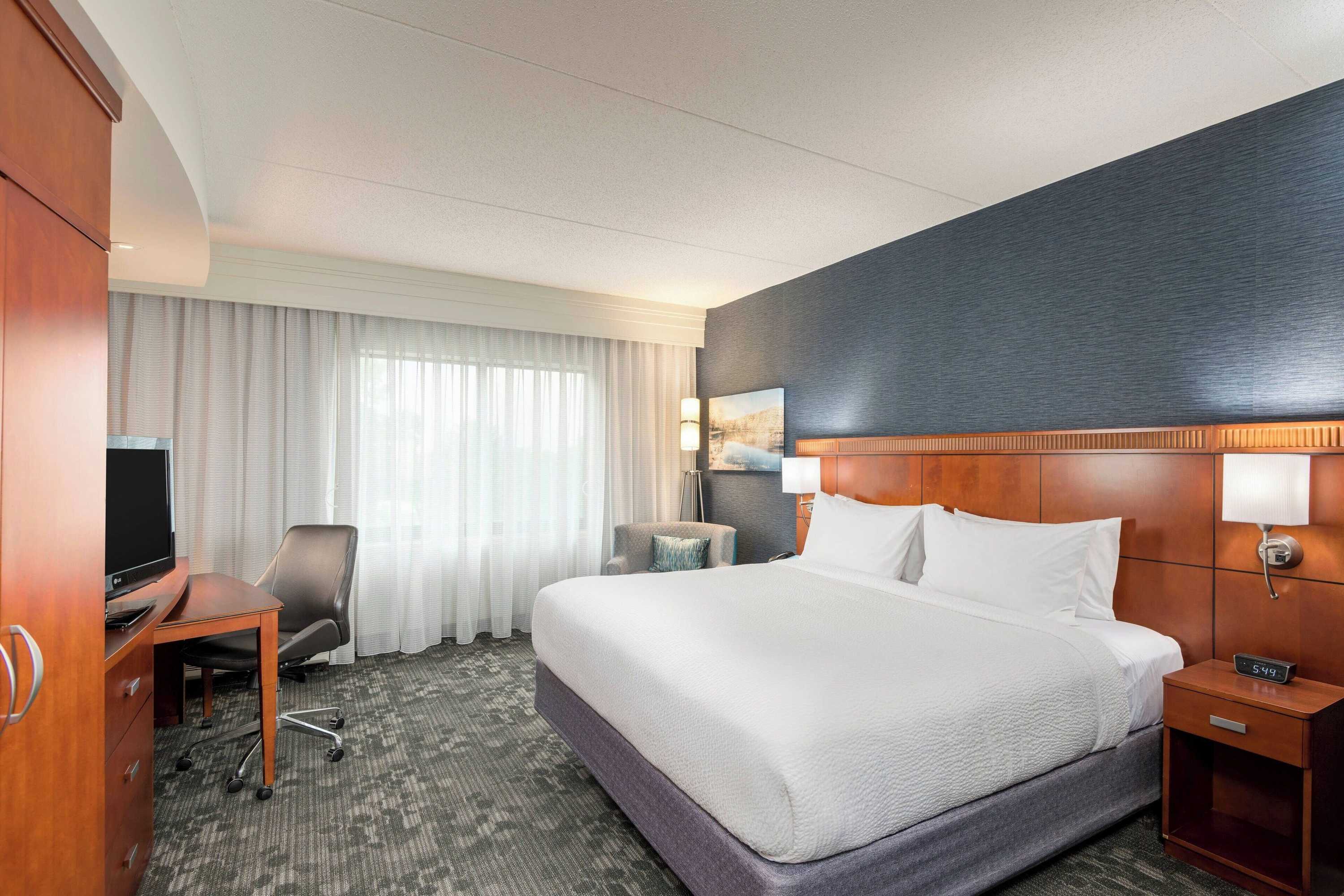 Gift card for Courtyard by Marriott Philadelphia Valley Forge/collegeville Gift card for Courtyard by Marriott Philadelphia Valley Forge/collegeville