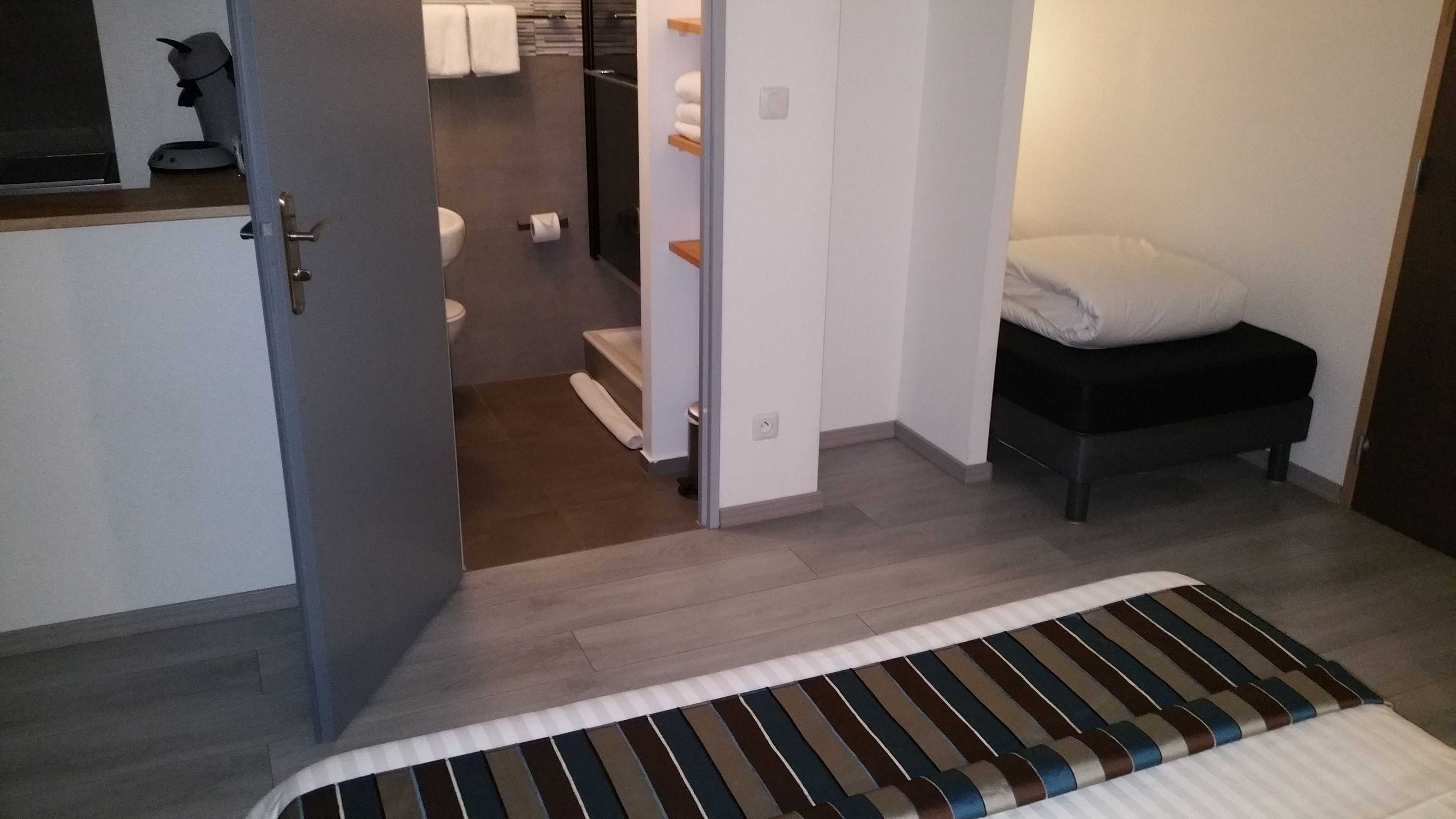 Gift card for Appart'hotel Residella House Room & Kitchen Avignon Le Pontet Gift card for Appart'hotel Residella House Room & Kitchen Avignon Le Pontet