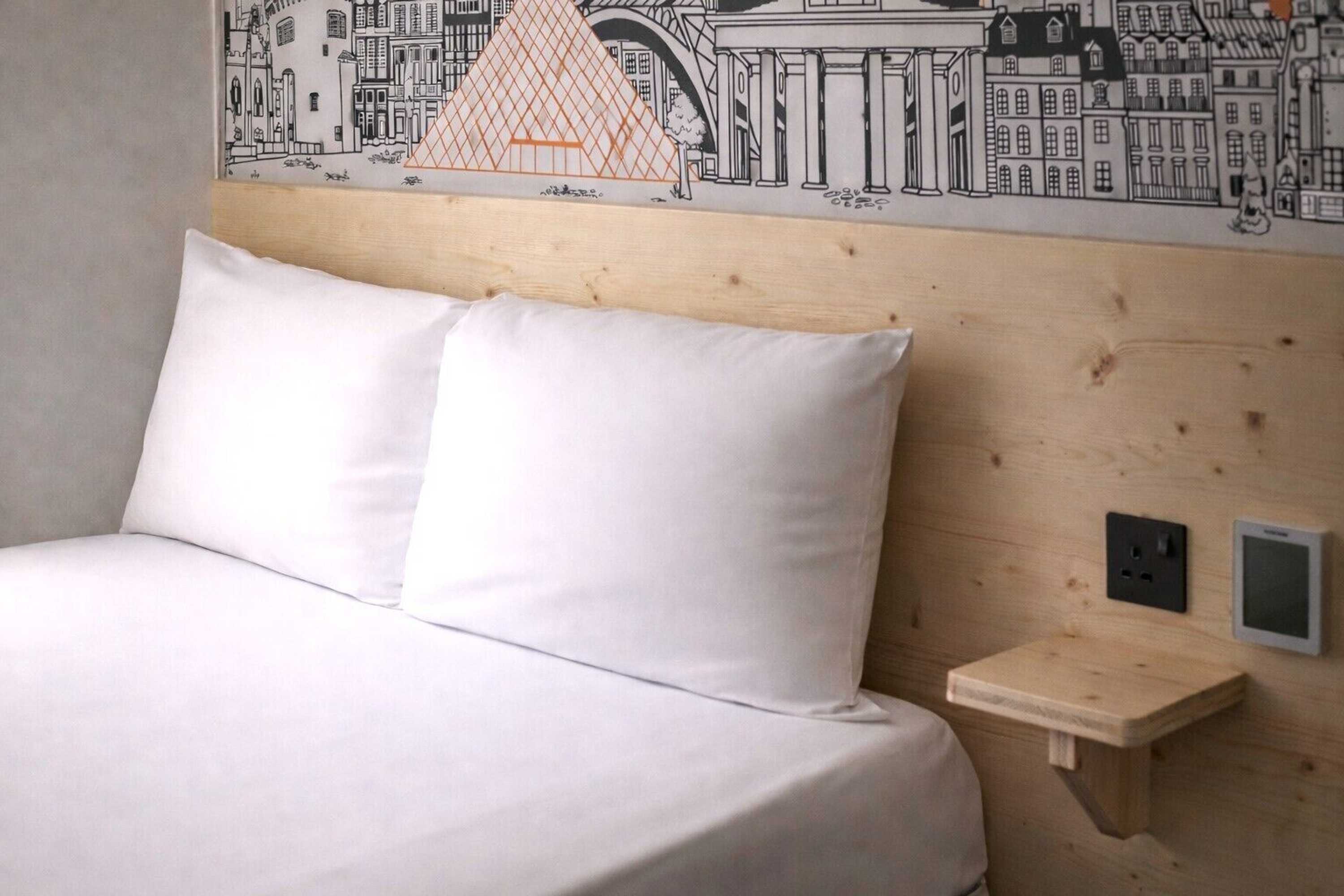 Gift card for Easyhotel London Croydon