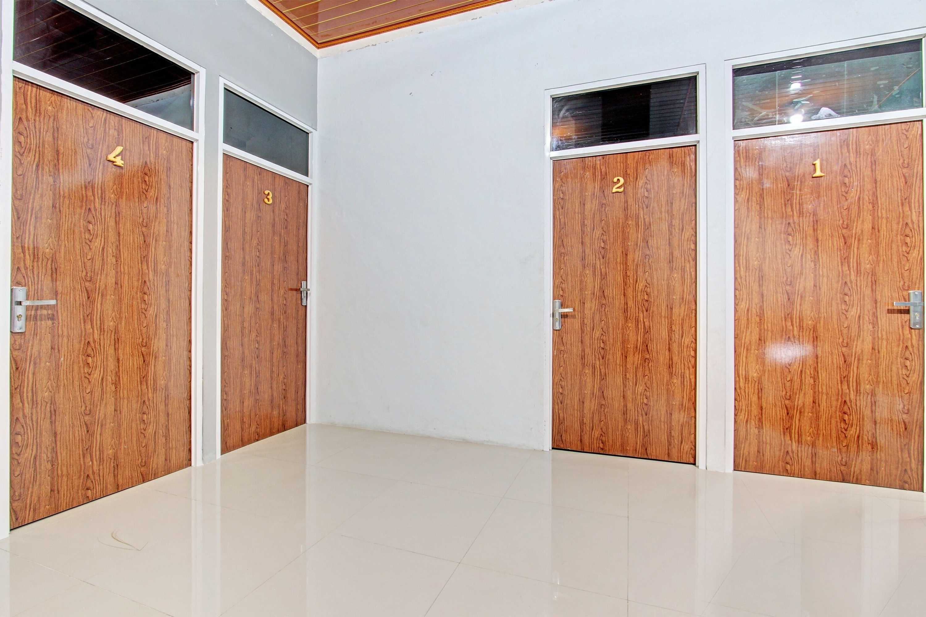 Gift card for Oyo 91960 Fariza House Syariah Gift card for Oyo 91960 Fariza House Syariah
