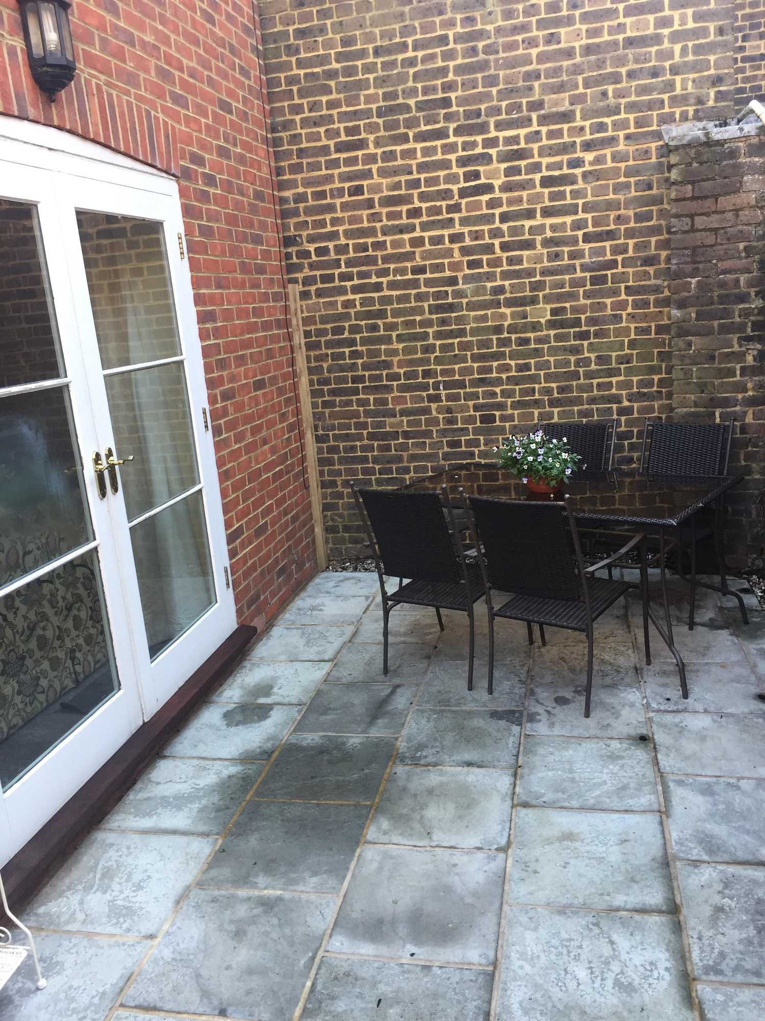 Gift card for Coastal Escape Deal - 2 Bedroom House at Kent Escapes Short Lets & Serviced Accommodation Kent, Wifi Gift card for Coastal Escape Deal - 2 Bedroom House at Kent Escapes Short Lets & Serviced Accommodation Kent, Wifi