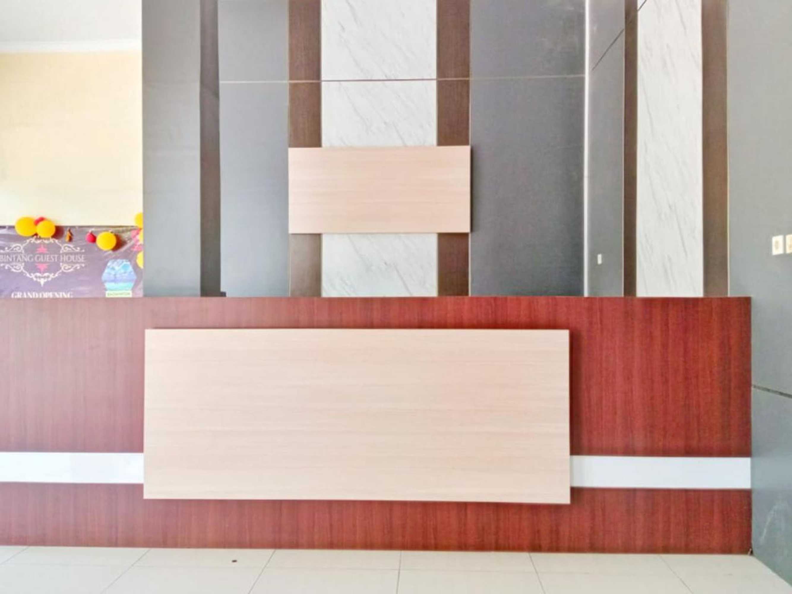 Gift card for Reddoorz Near Alun Alun Slawi