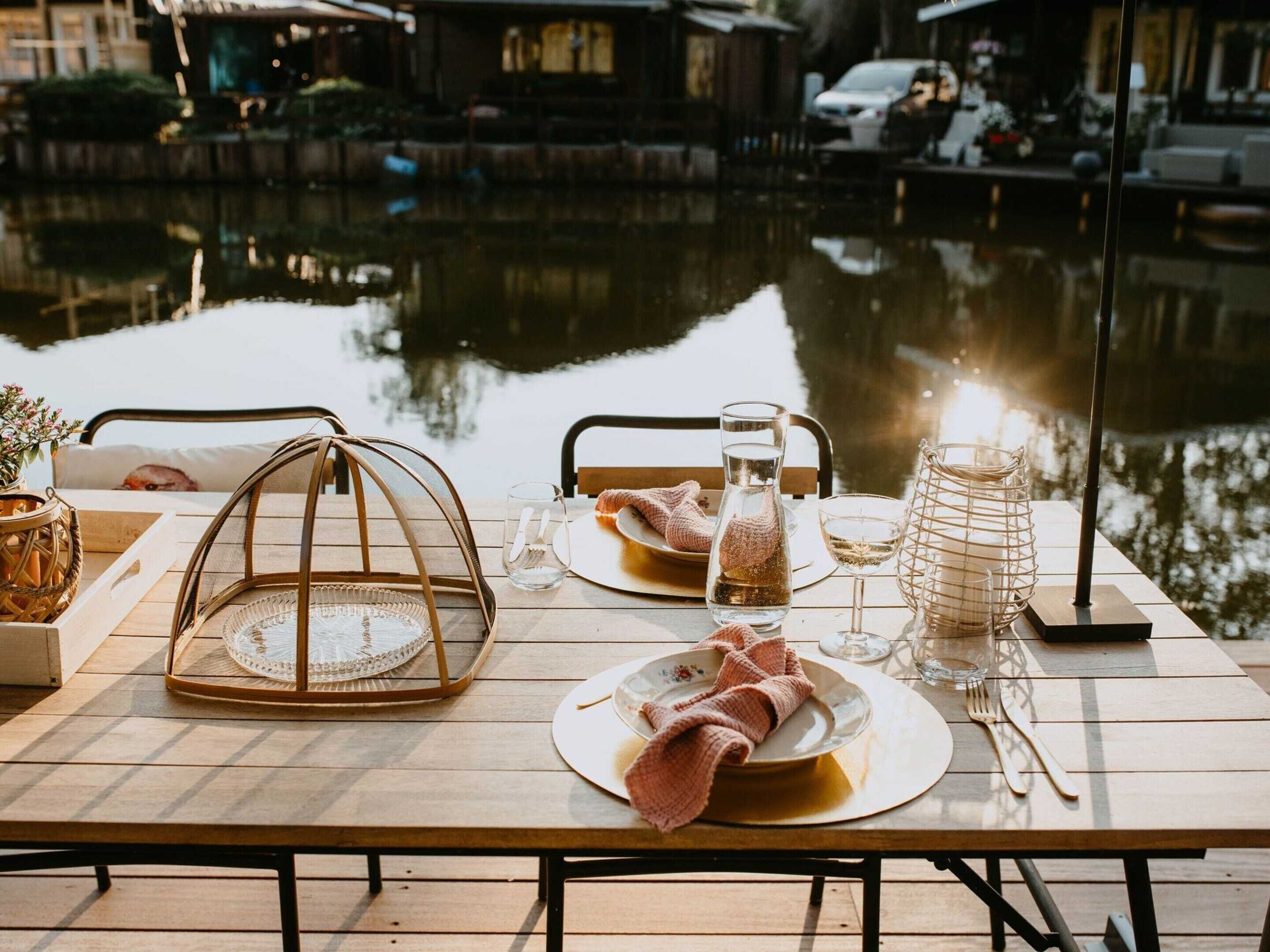 Gift card for Chalet in Geel in Quiet Location by The Water Gift card for Chalet in Geel in Quiet Location by The Water