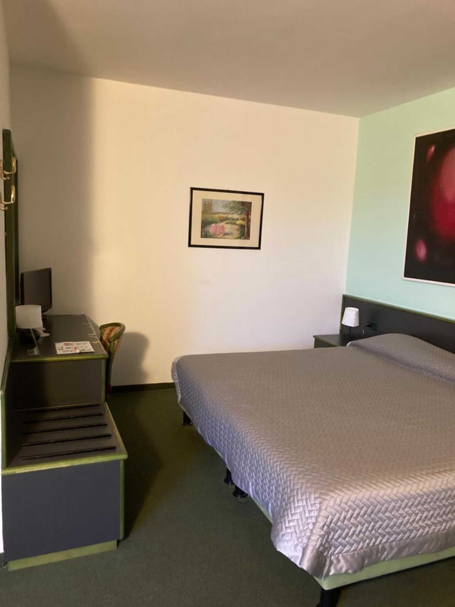 Gift card for Green Hotel