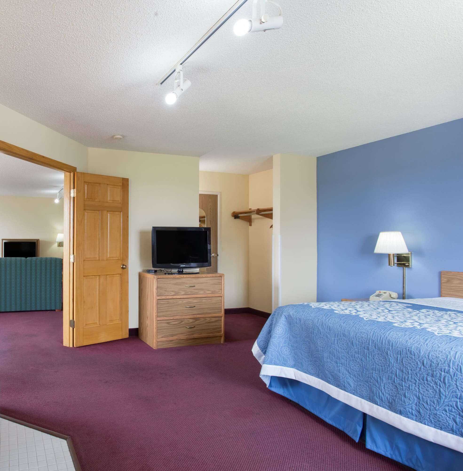 Gift card for Days Inn by Wyndham Johnson Creek Gift card for Days Inn by Wyndham Johnson Creek