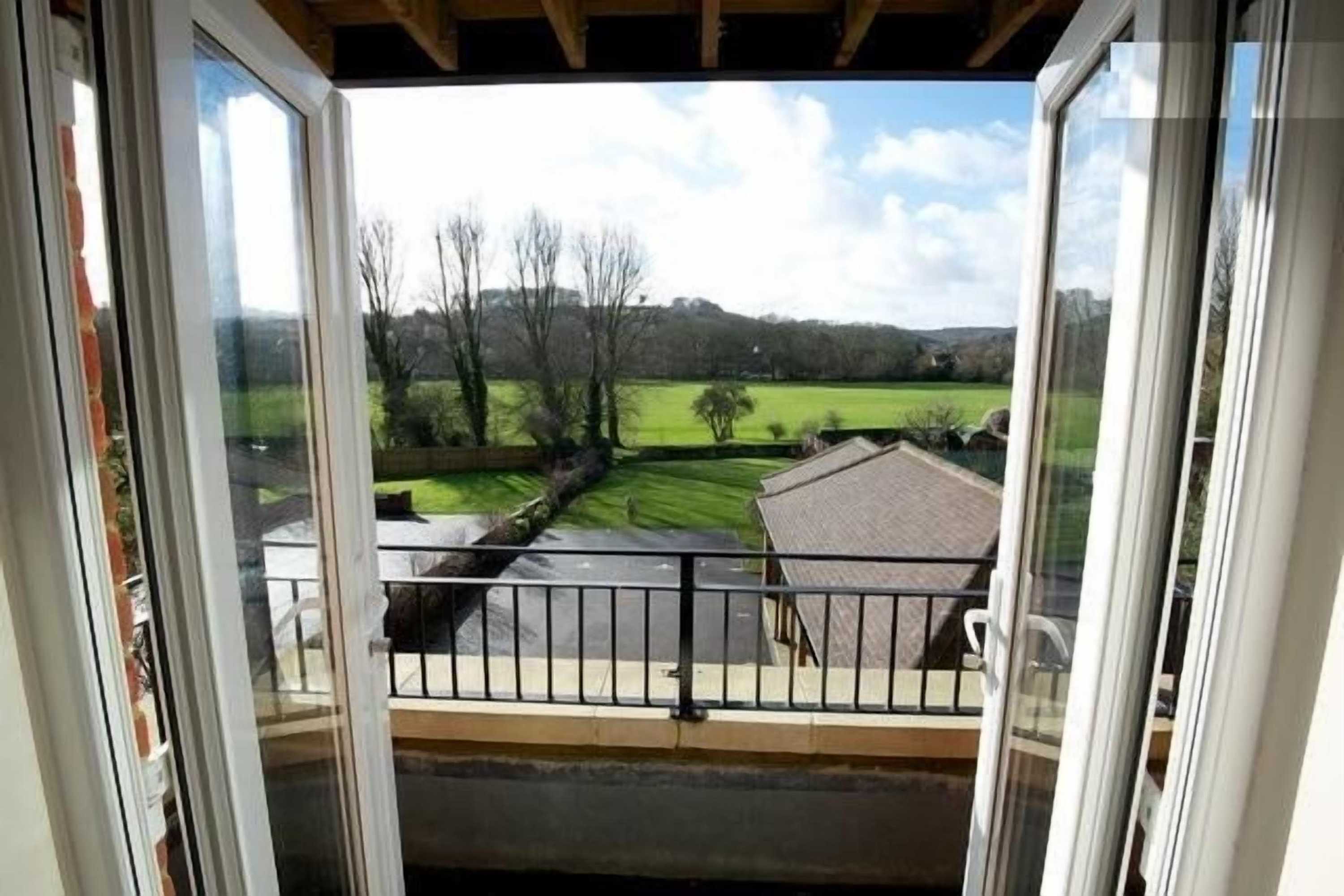 Gift card for Buckingham Guest House For Contractors