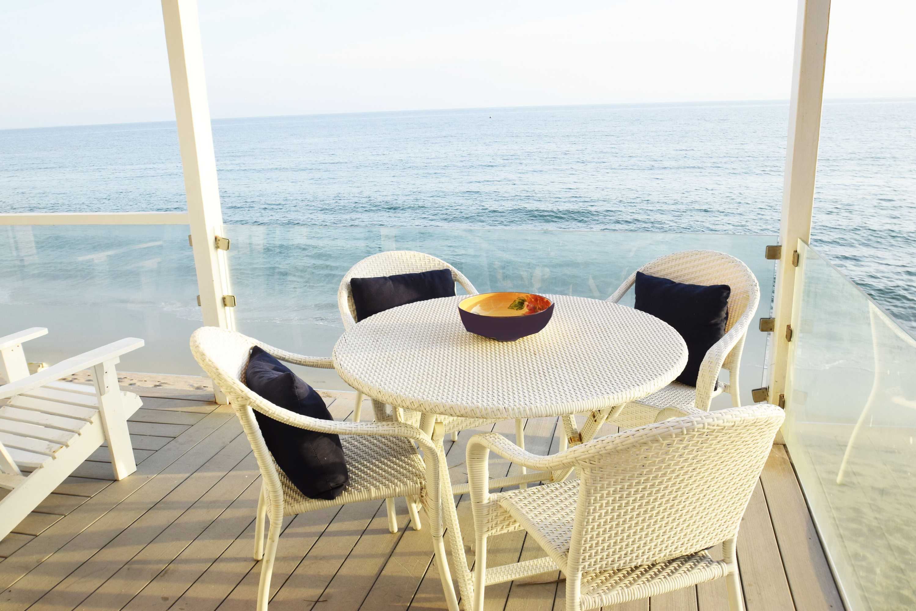 Gift card for Malibu Beach Paradise Apartments Gift card for Malibu Beach Paradise Apartments