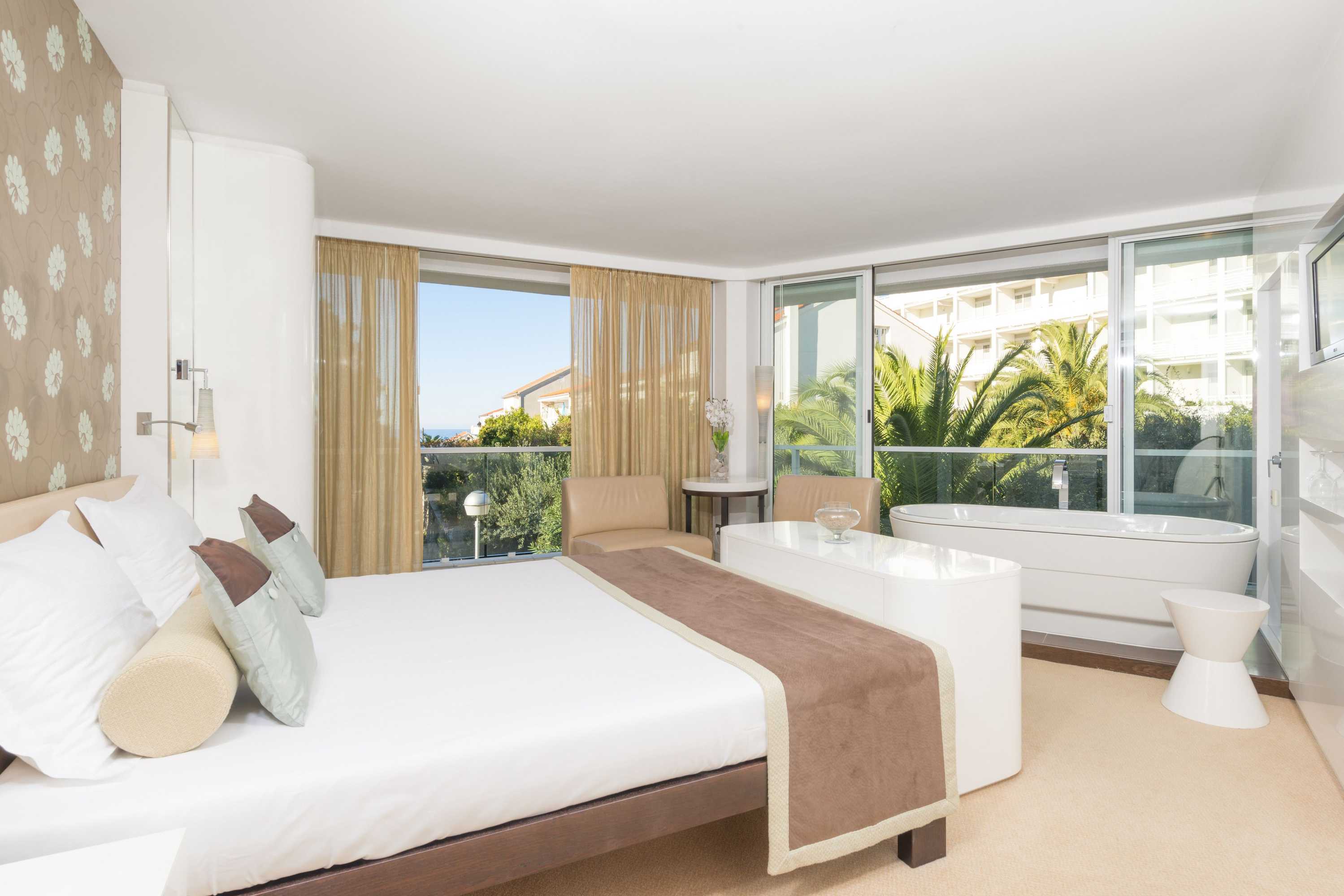 Gift card for Amfora Hvar Grand Beach Resort Gift card for Amfora Hvar Grand Beach Resort