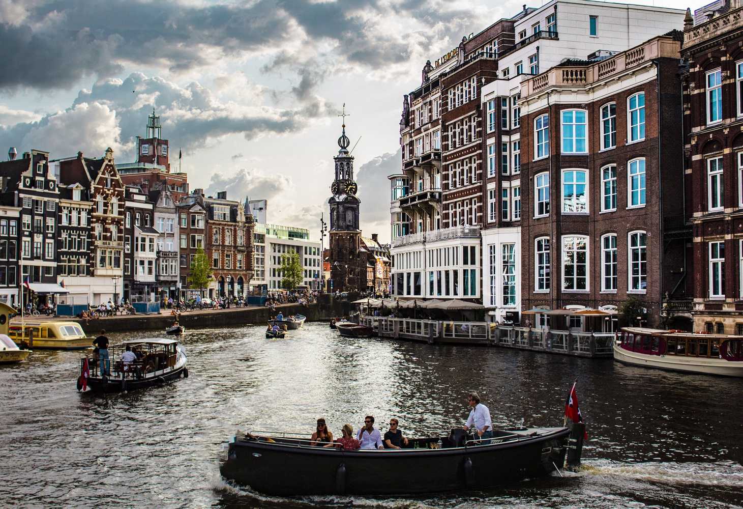 Gift card for Holiday Inn - The Niu, Dairy Haarlem by Ihg Gift card for Holiday Inn - The Niu, Dairy Haarlem by Ihg