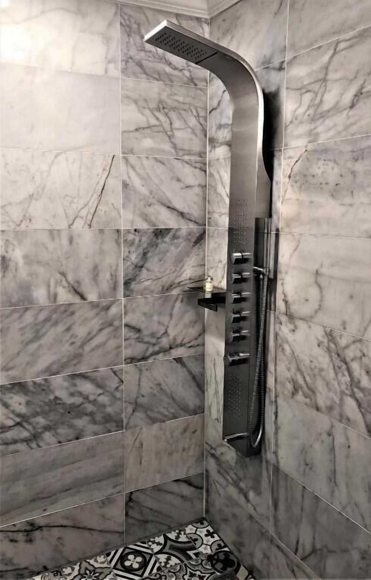 Gift card for The Crystal Manatee