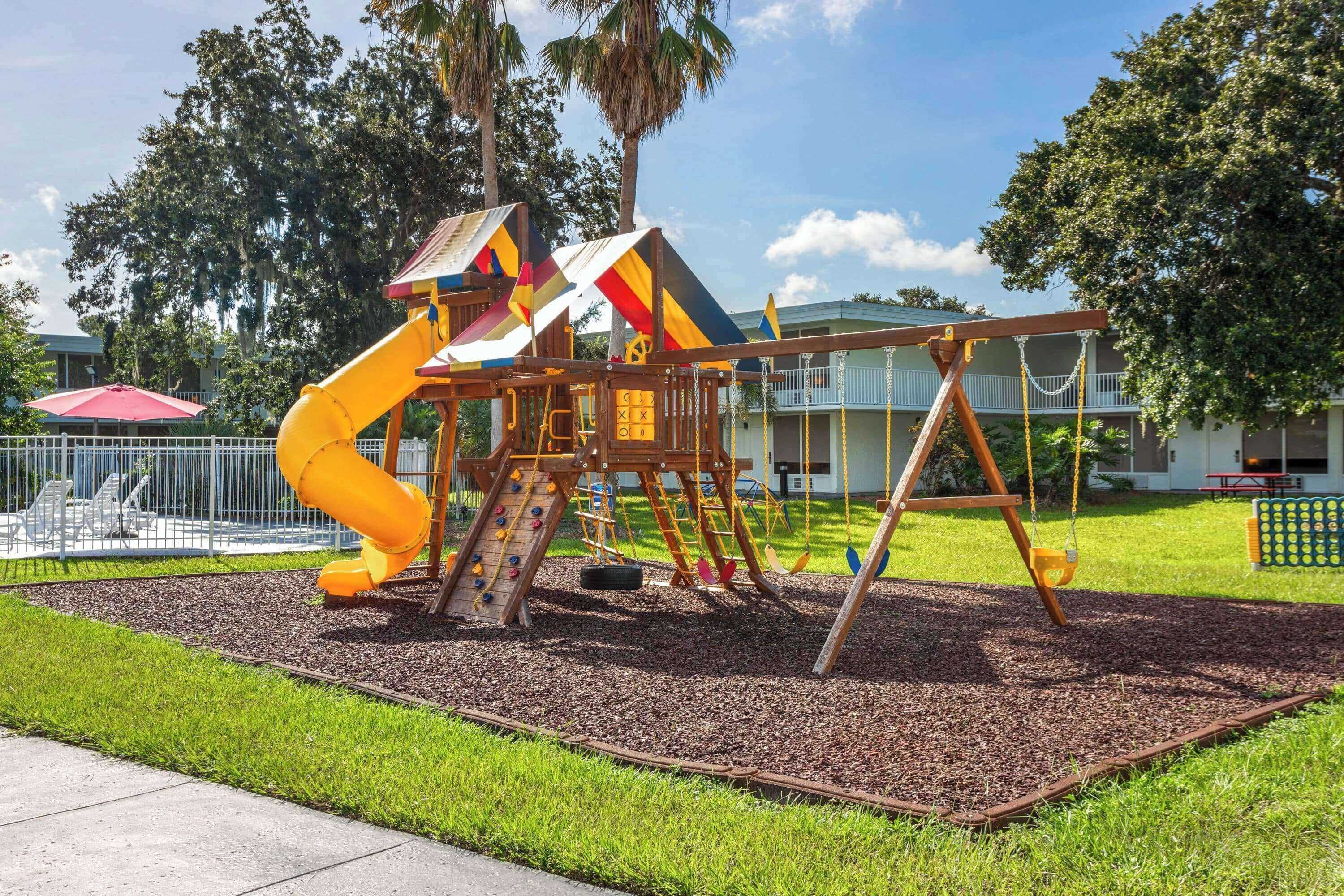 Gift card for Developer Inn Maingate, a Baymont by Wyndham Gift card for Developer Inn Maingate, a Baymont by Wyndham