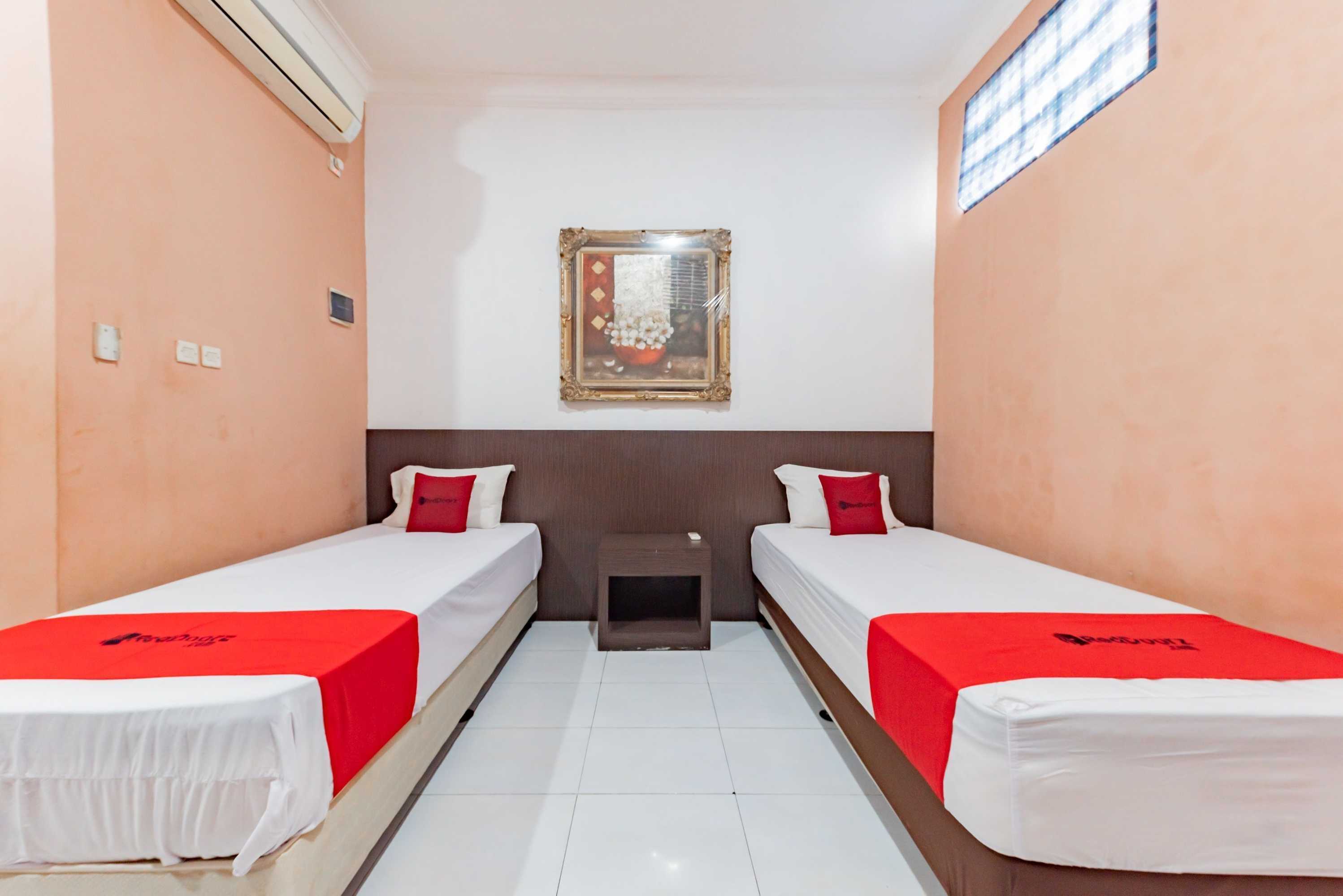 Gift card for Reddoorz Near Kejaksan Station Cirebon Gift card for Reddoorz Near Kejaksan Station Cirebon