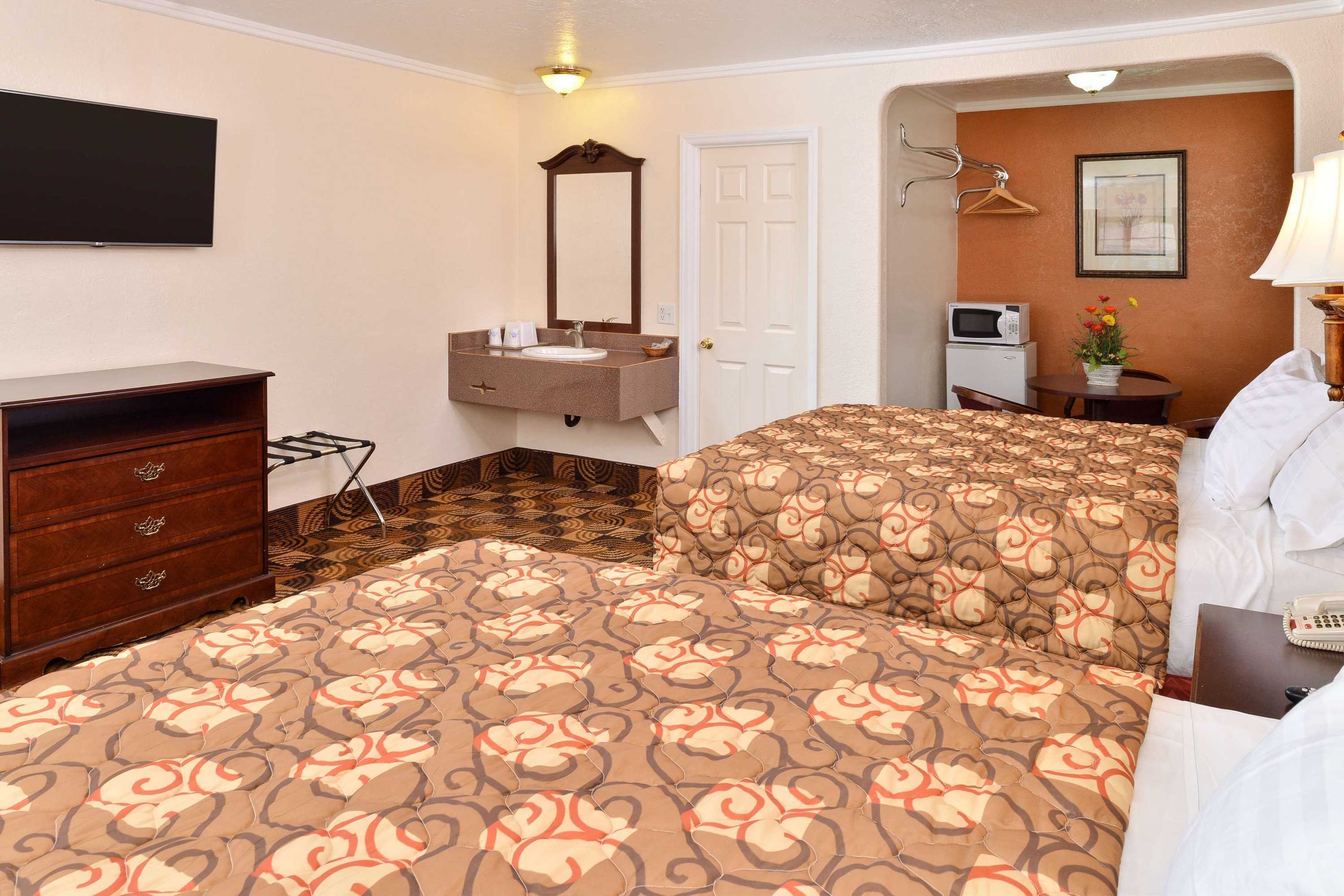 Gift card for Americas Best Value Inn & Suites Klamath Falls Gift card for Americas Best Value Inn & Suites Klamath Falls