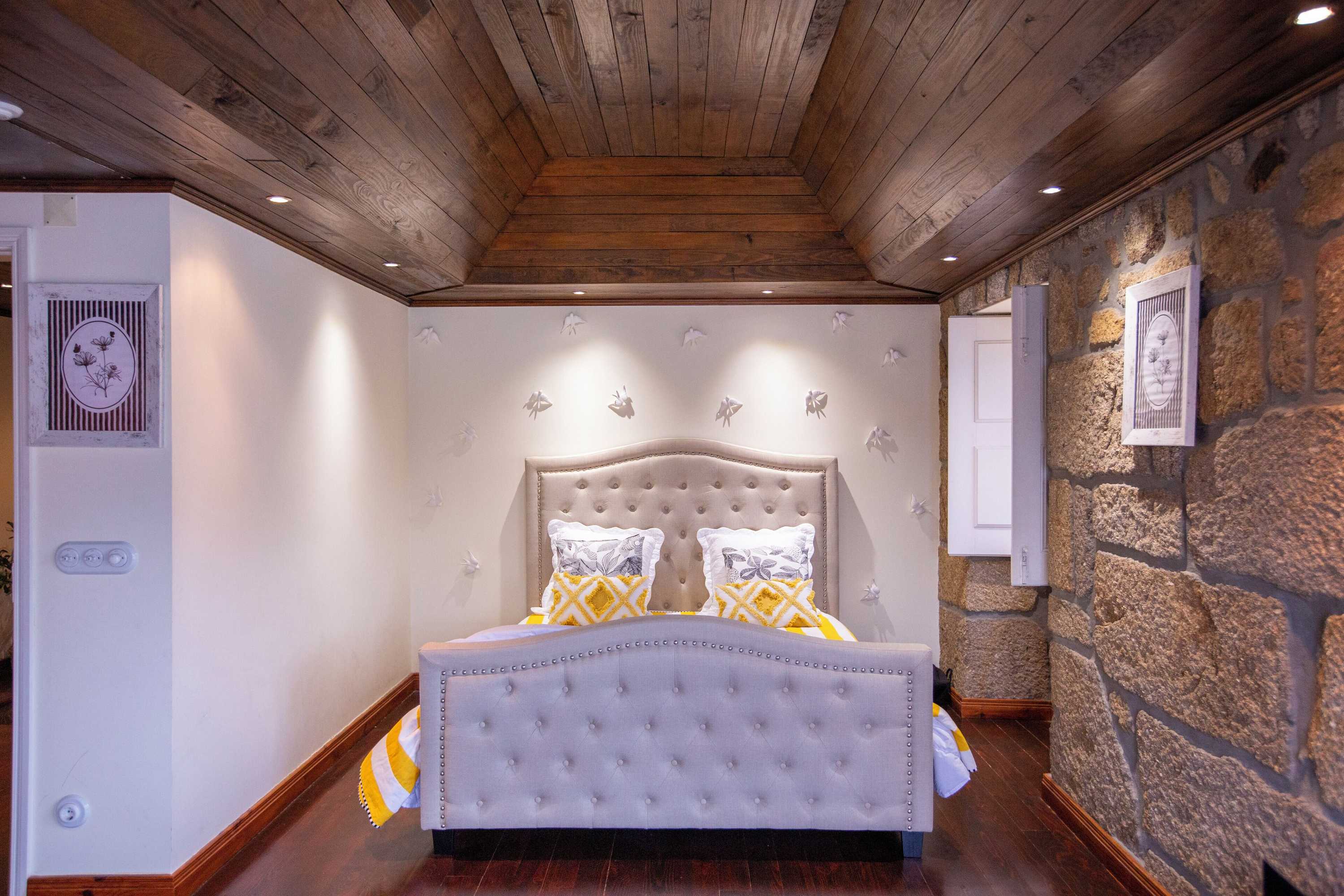 Gift card for Casa Dos Livros - Guest House