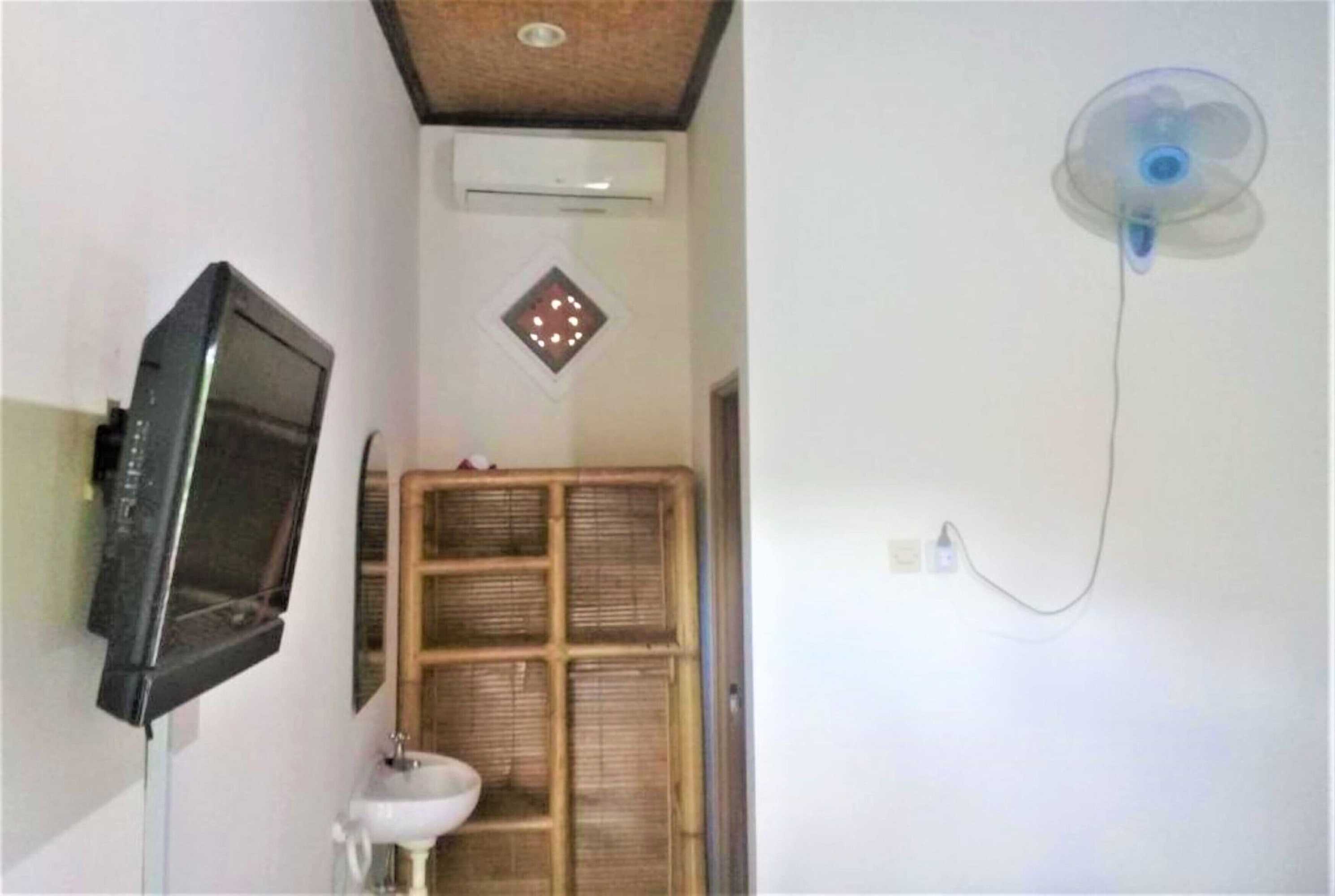 Gift card for Oka Homestay Mitra Reddoorz Gift card for Oka Homestay Mitra Reddoorz