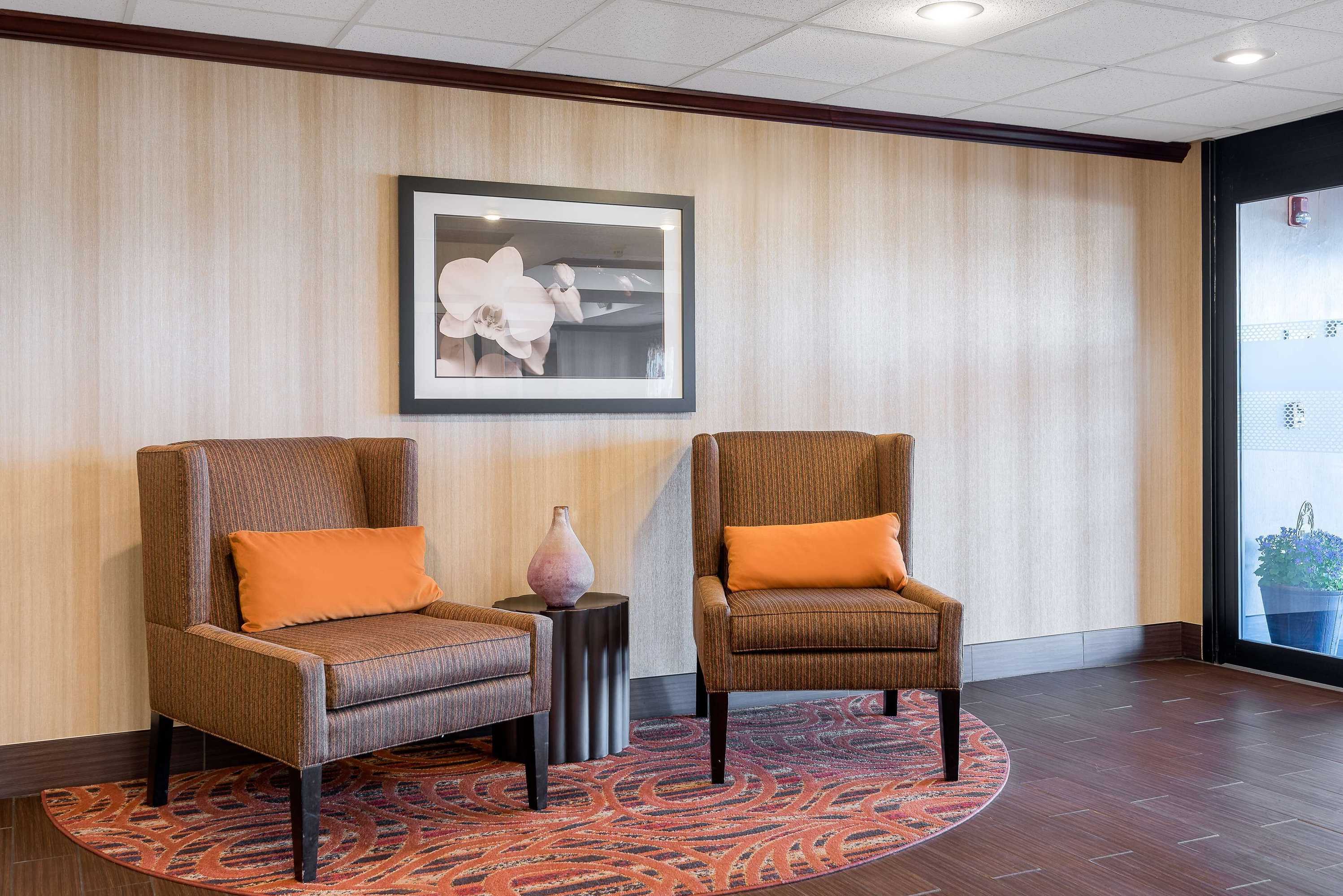Gift card for Hampton Inn Parkersburg-Mineral Wells Gift card for Hampton Inn Parkersburg-Mineral Wells