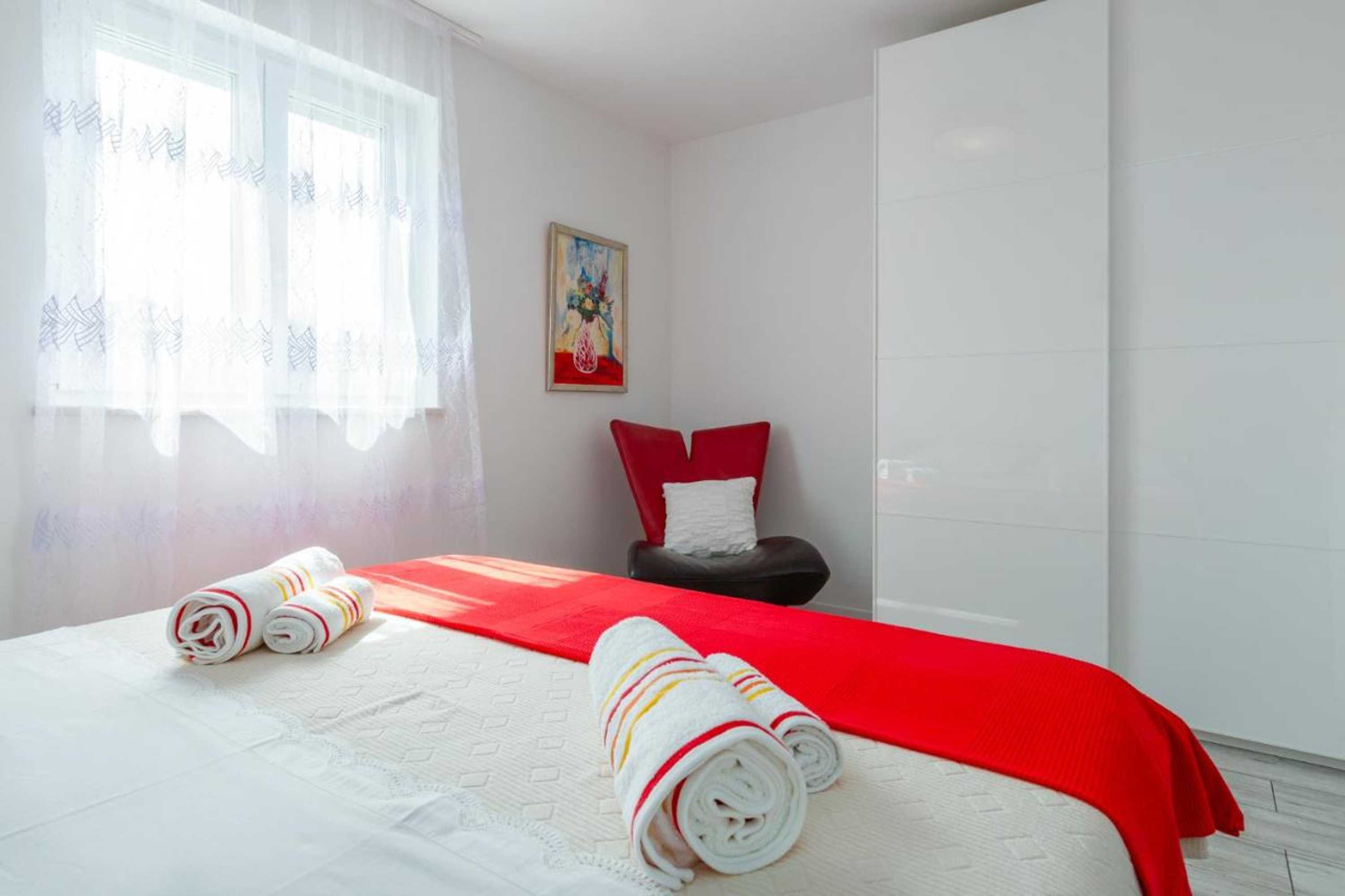 Gift card for Geräumige Villa Deni Mit Pool