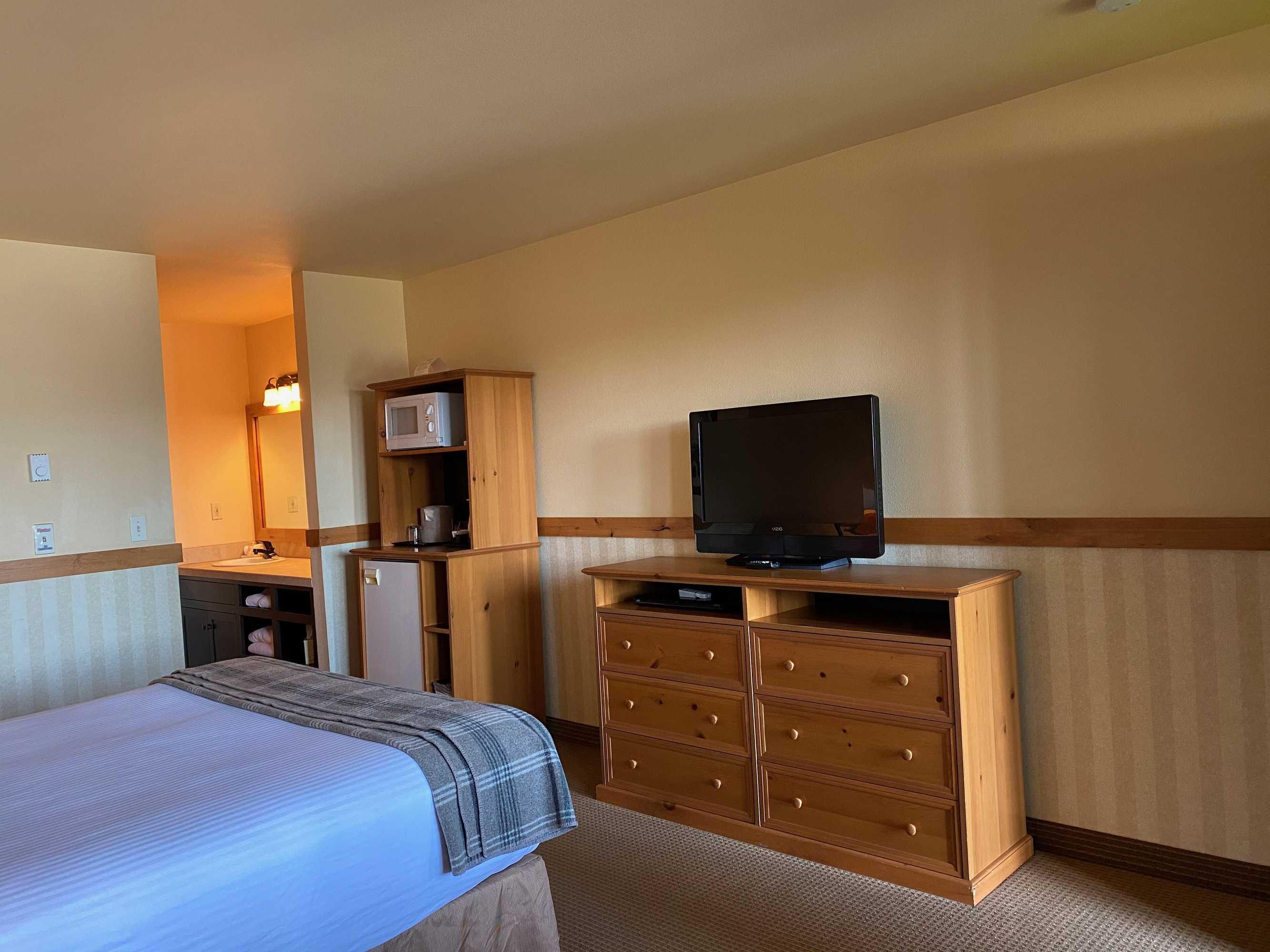 Gift card for Cousins Country Inn