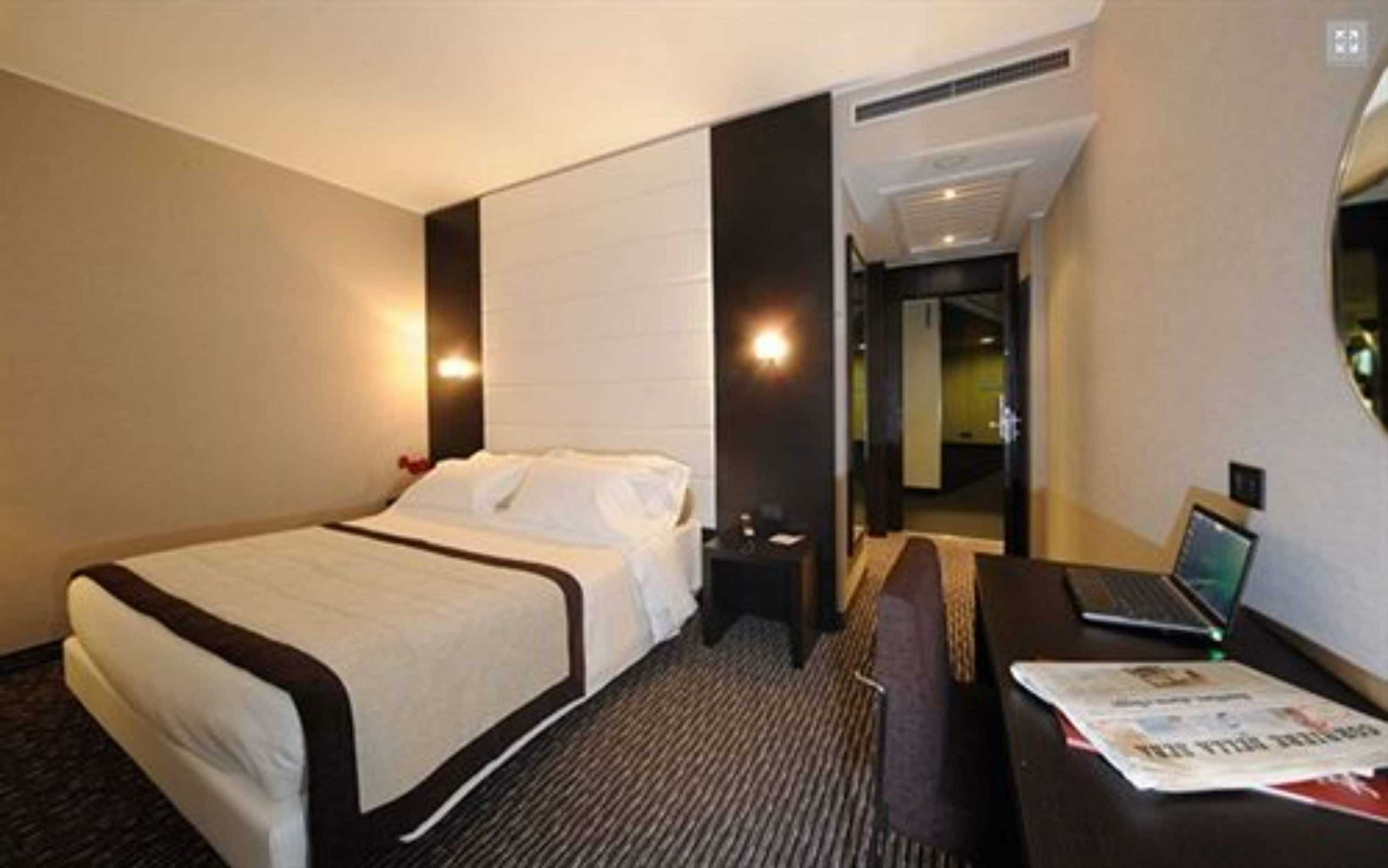 Gift card for H2c Hotel Milanofiori Gift card for H2c Hotel Milanofiori