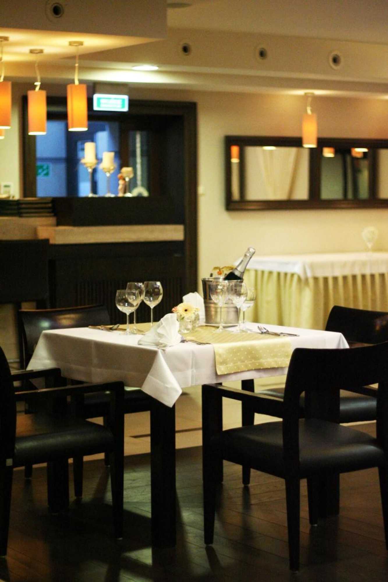 Gift card for Hotel-Restauracja Platan