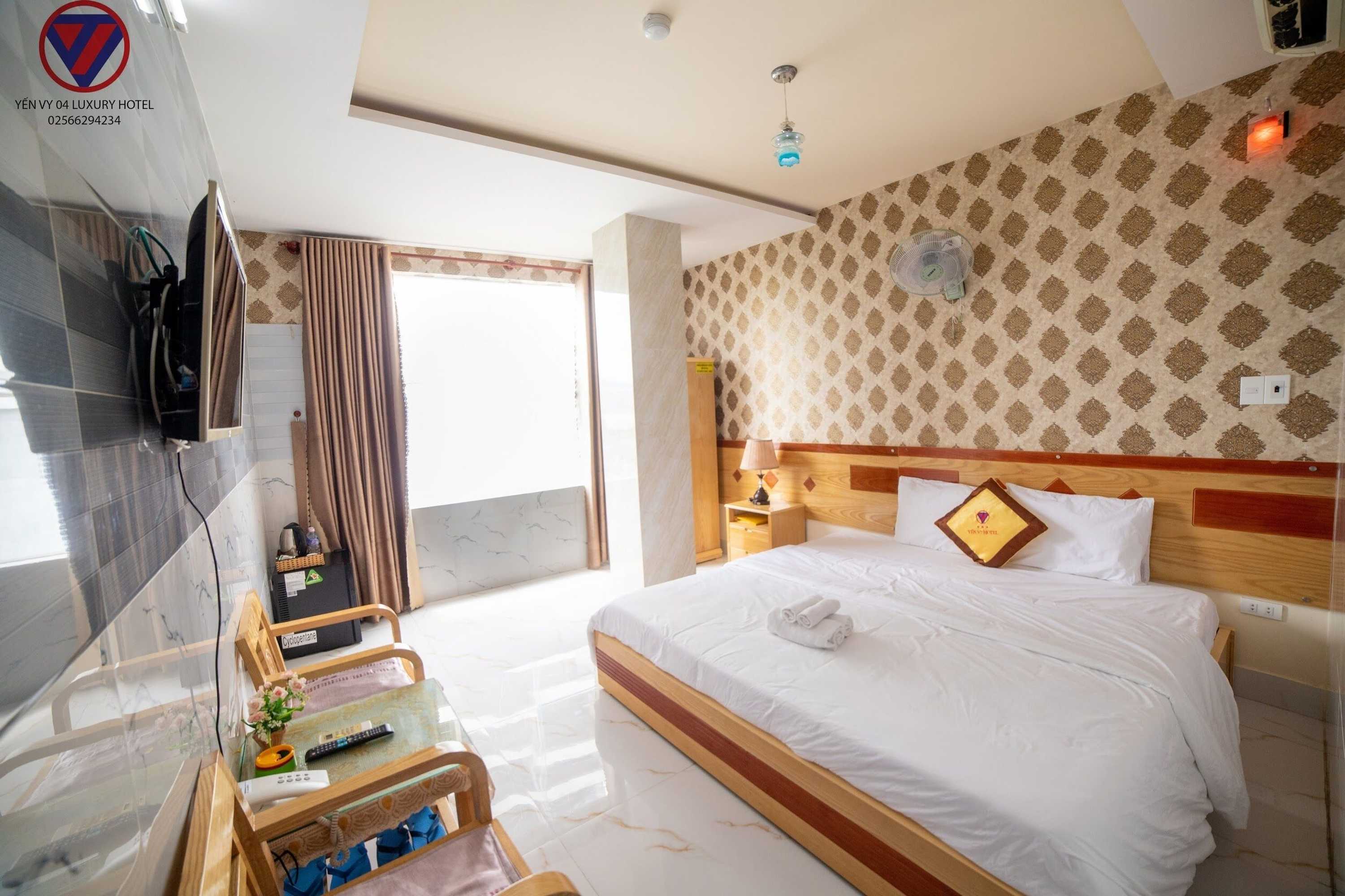 Gift card for Yen Vy 04 Luxury Hotel