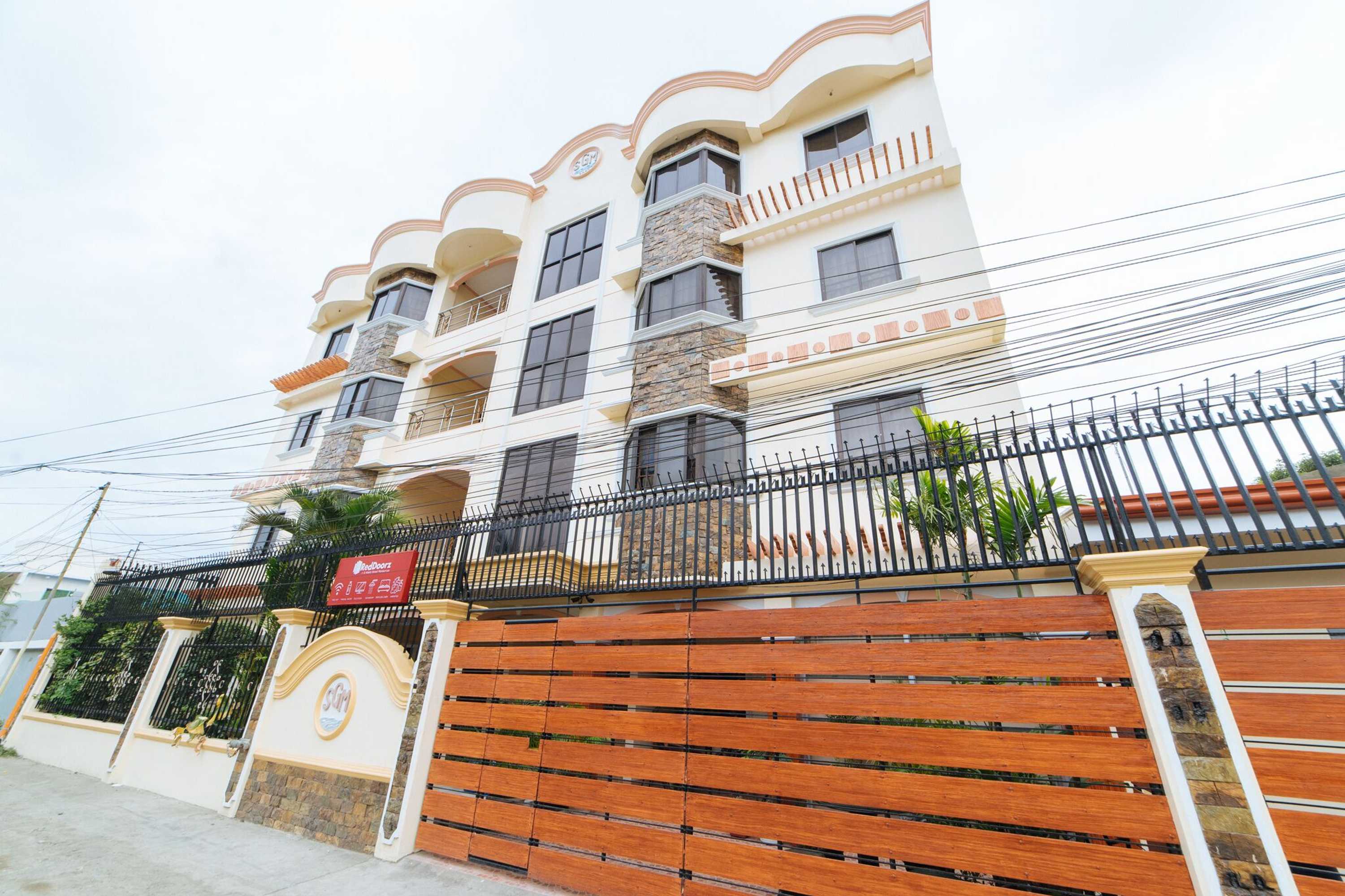 Gift card for Reddoorz @ Q Abeto Street Mandurriao Gift card for Reddoorz @ Q Abeto Street Mandurriao