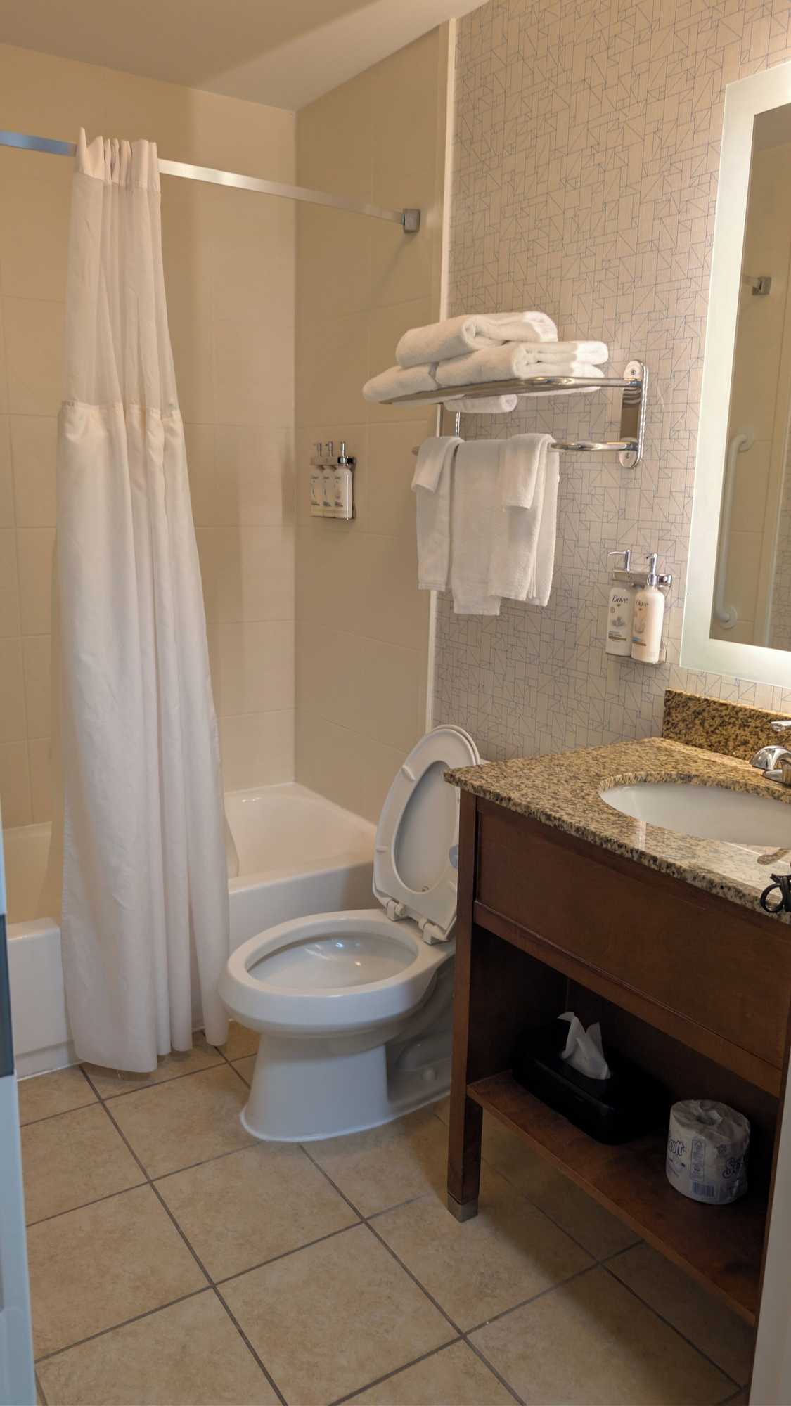 Gift card for Harbor Pointe Inn Phl Airport