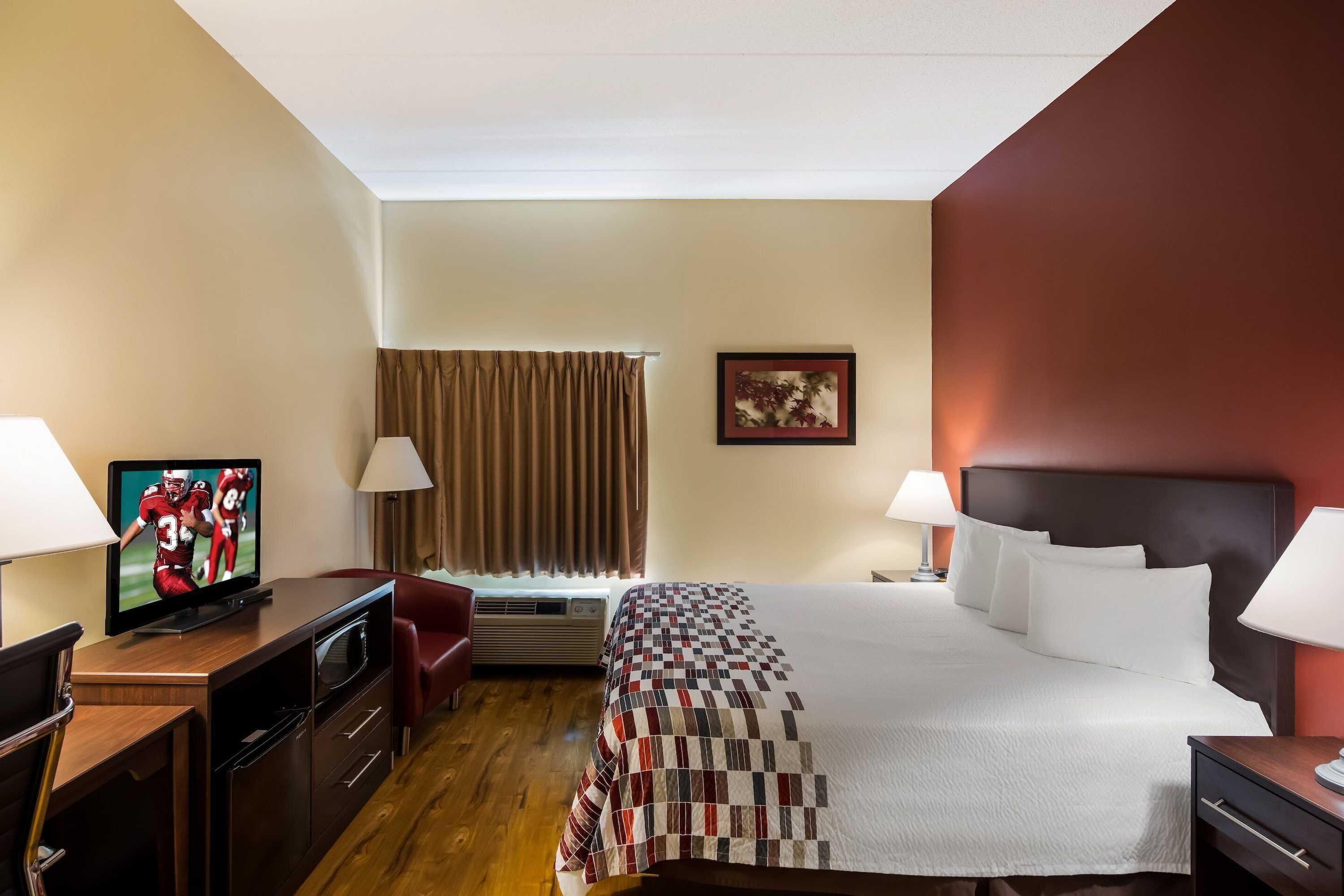 Gift card for Red Roof Inn Hendersonville Gift card for Red Roof Inn Hendersonville