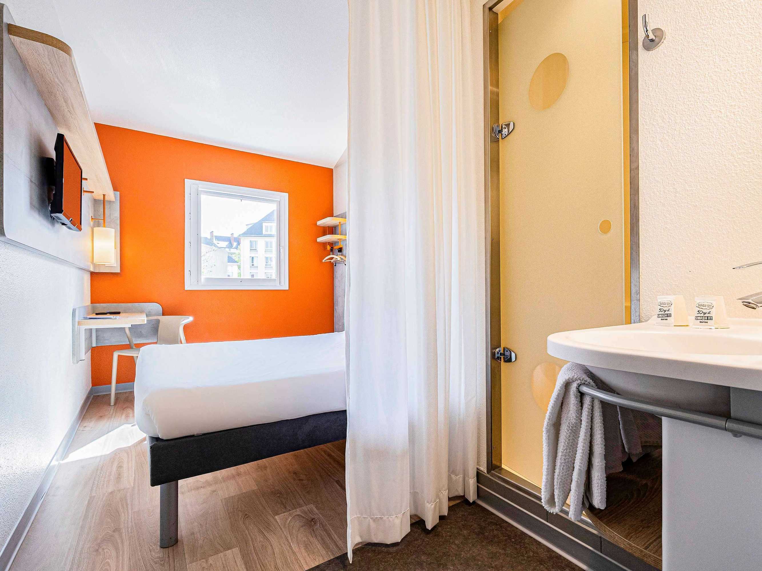 Gift card for Ibis Budget Paris Porte d' Italie Ouest Gift card for Ibis Budget Paris Porte d' Italie Ouest