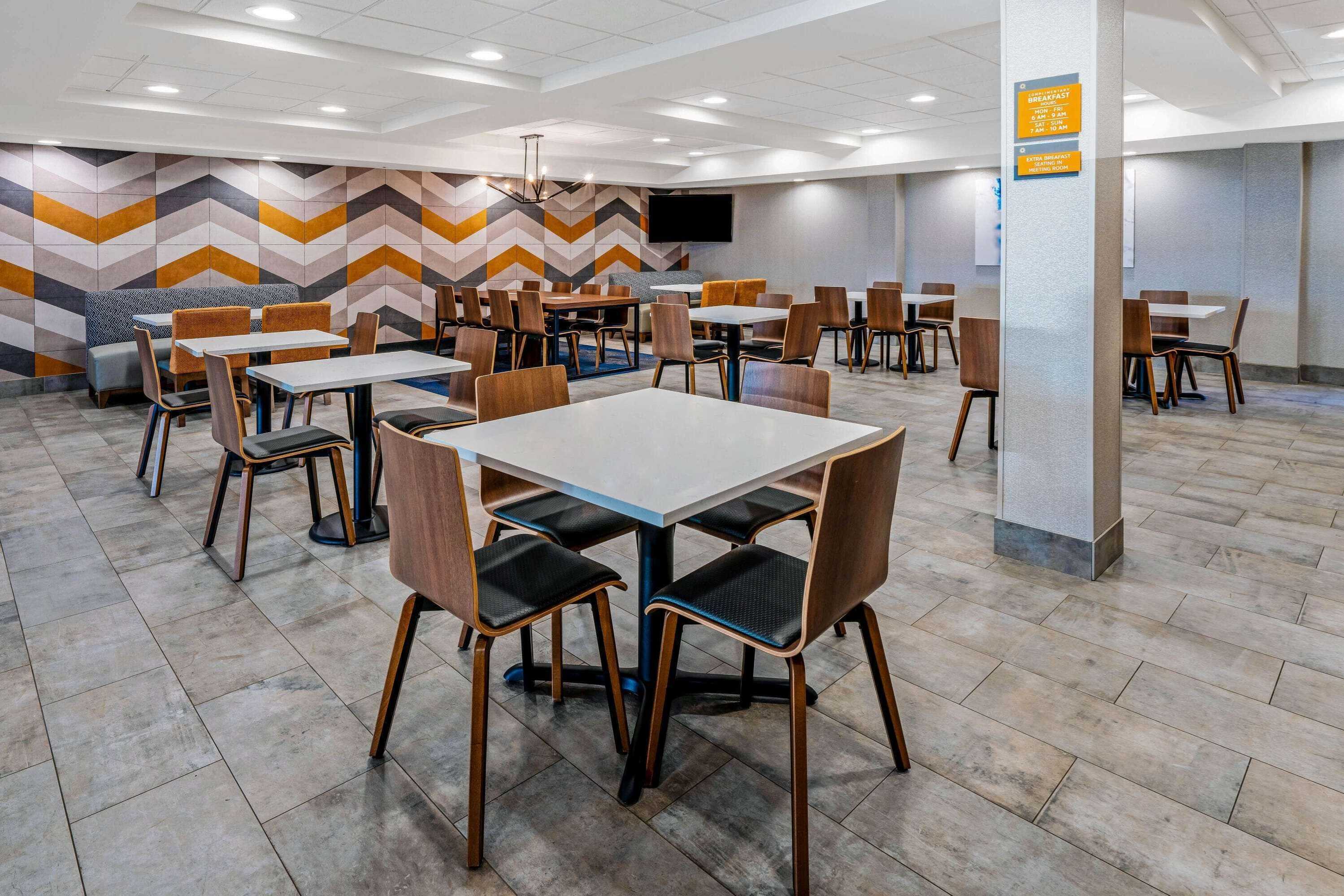 Gift card for La Quinta Inn & Suites by Wyndham Kennewick Gift card for La Quinta Inn & Suites by Wyndham Kennewick