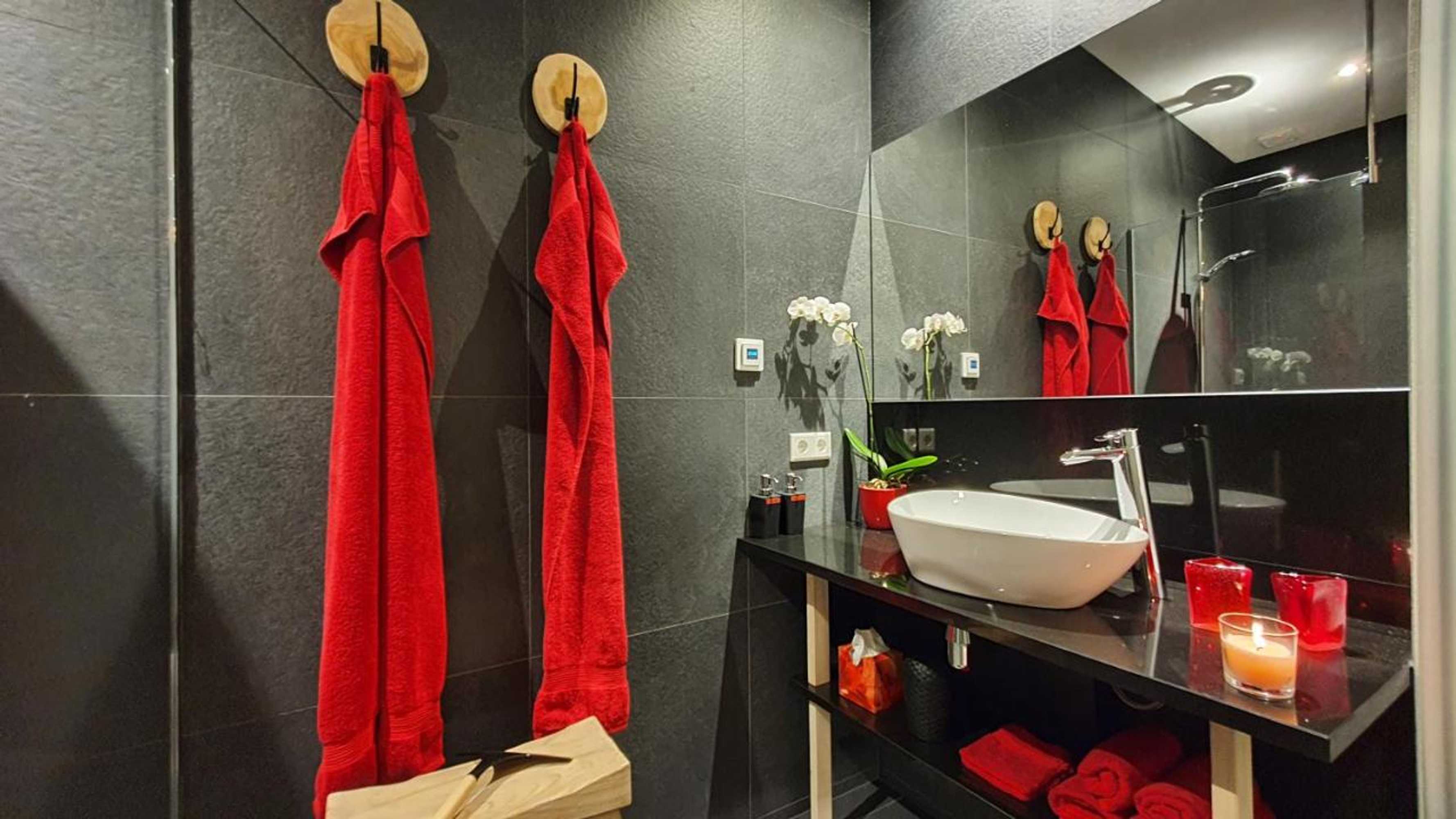 Gift card for Downtown Hideaway, B&b Grand Deluxe