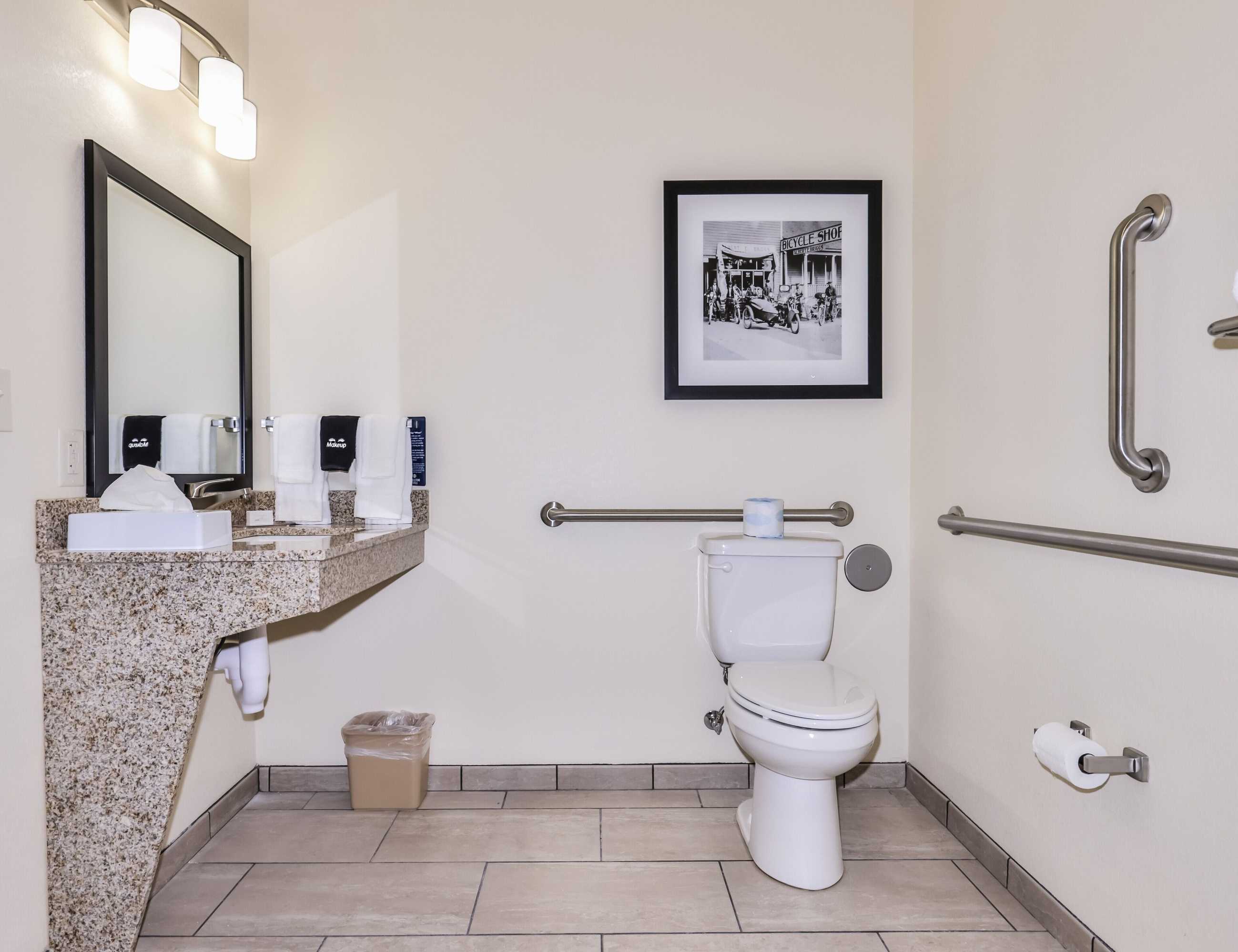 Gift card for Cobblestone Hotel & Suites - Rhinelander