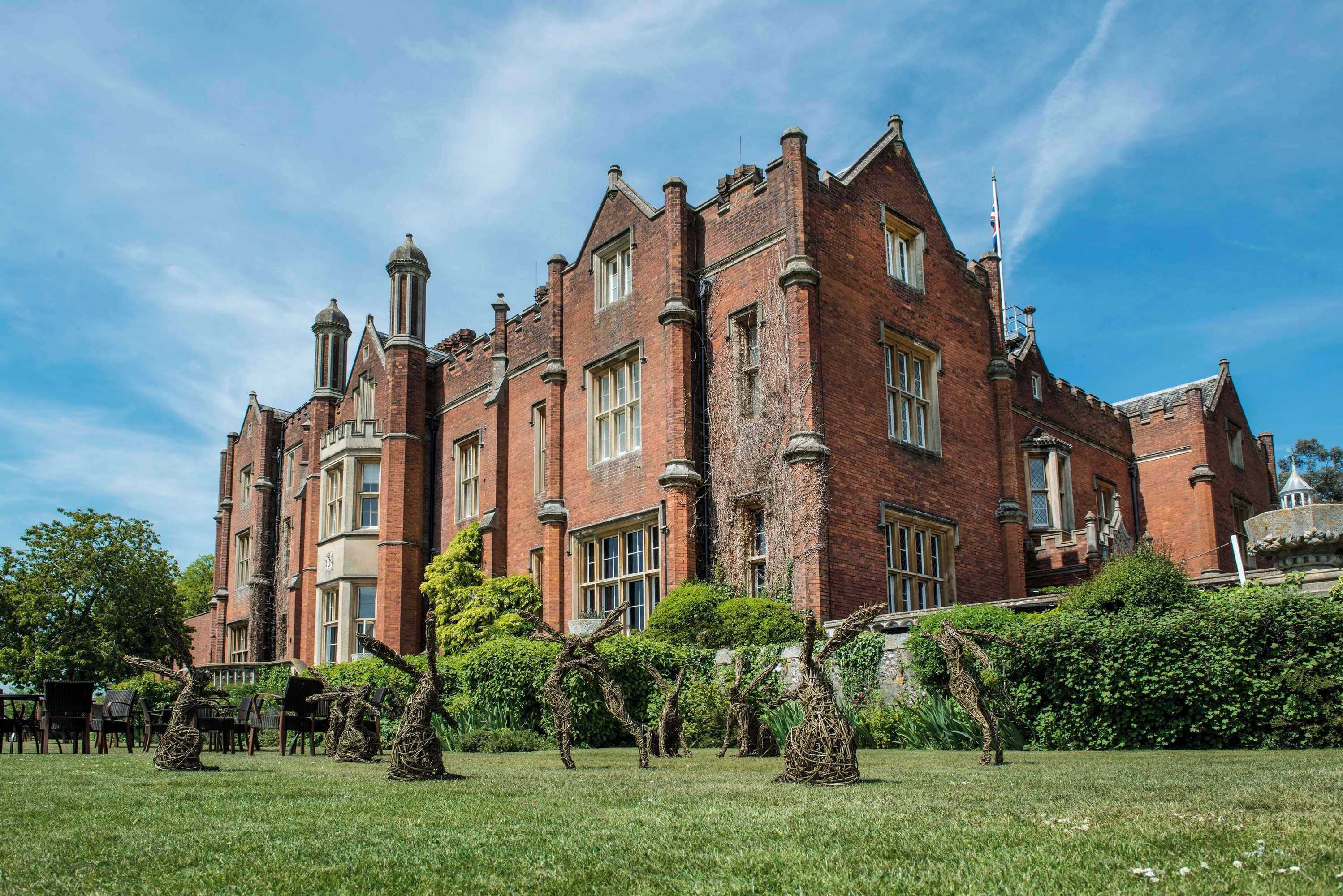 Gift card for De Vere Latimer Estate Gift card for De Vere Latimer Estate