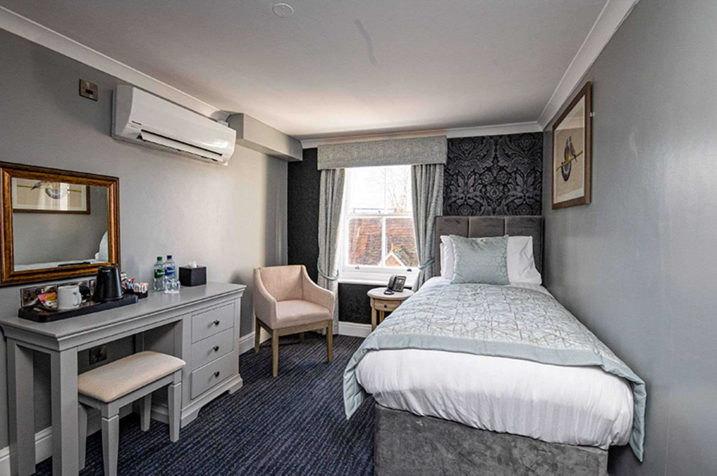 Gift card for Thames Riviera Hotel, Sure Hotel Collection by Best Western Gift card for Thames Riviera Hotel, Sure Hotel Collection by Best Western
