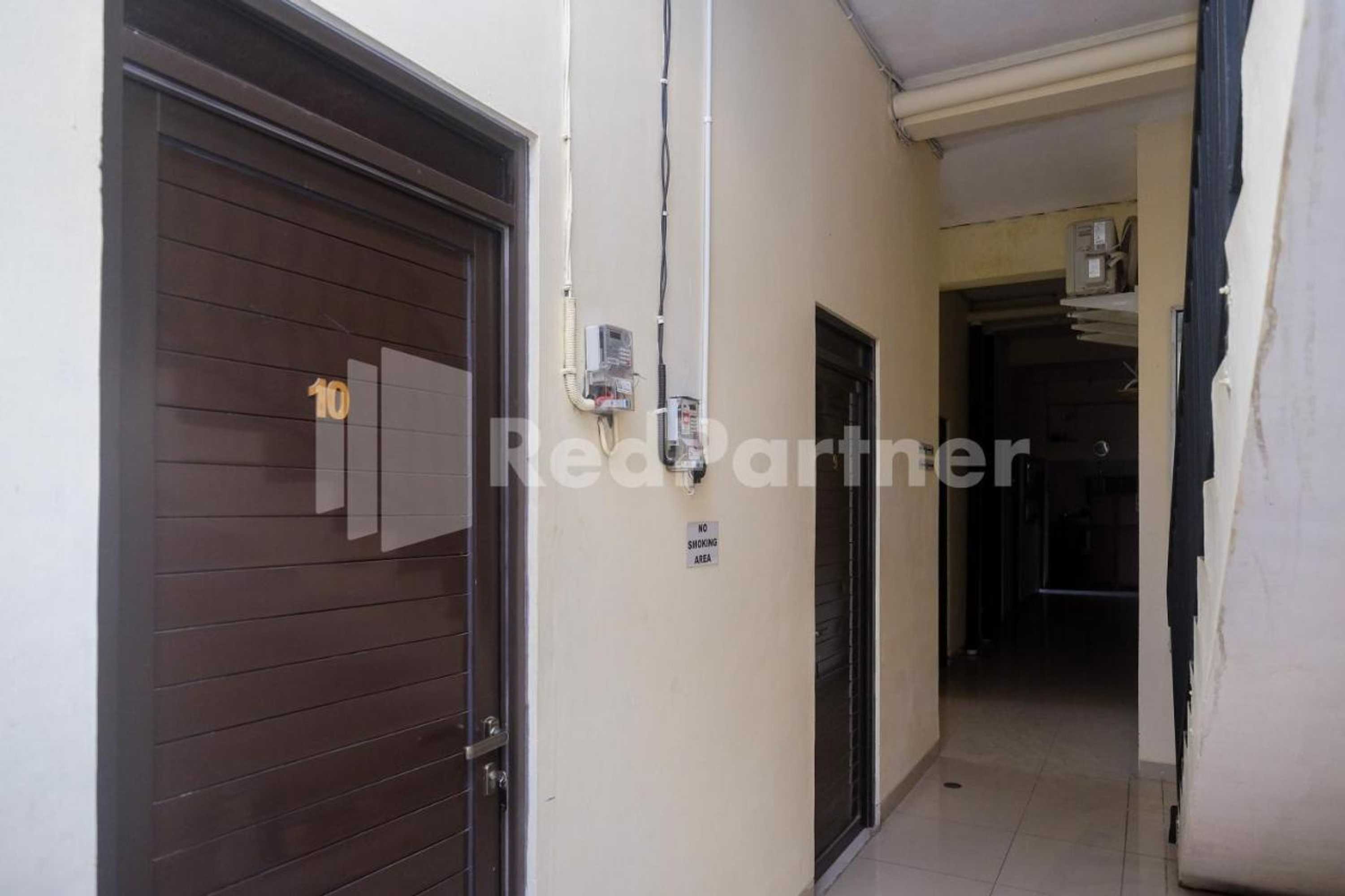 Gift card for Travelista Homestay Near Gor Candradimuka Semarang Mitra Reddoorz