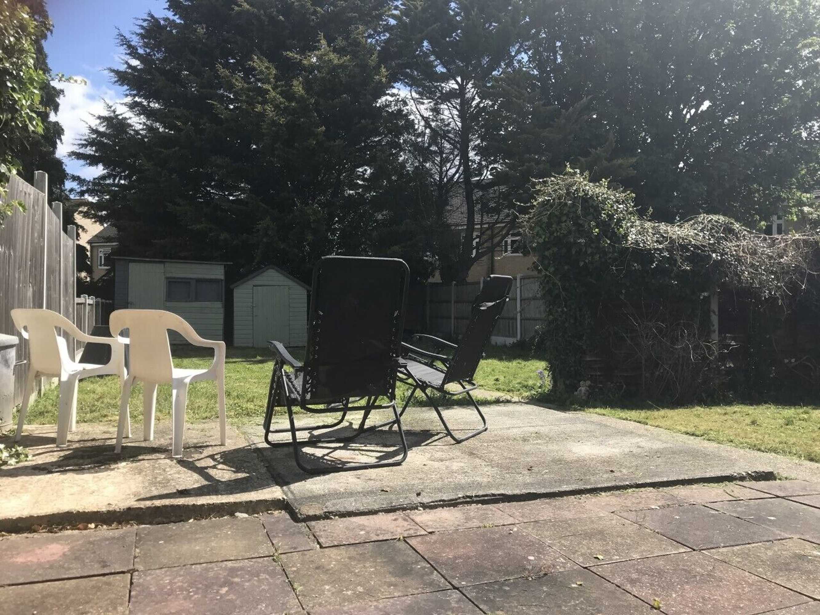 Gift card for The Avenues