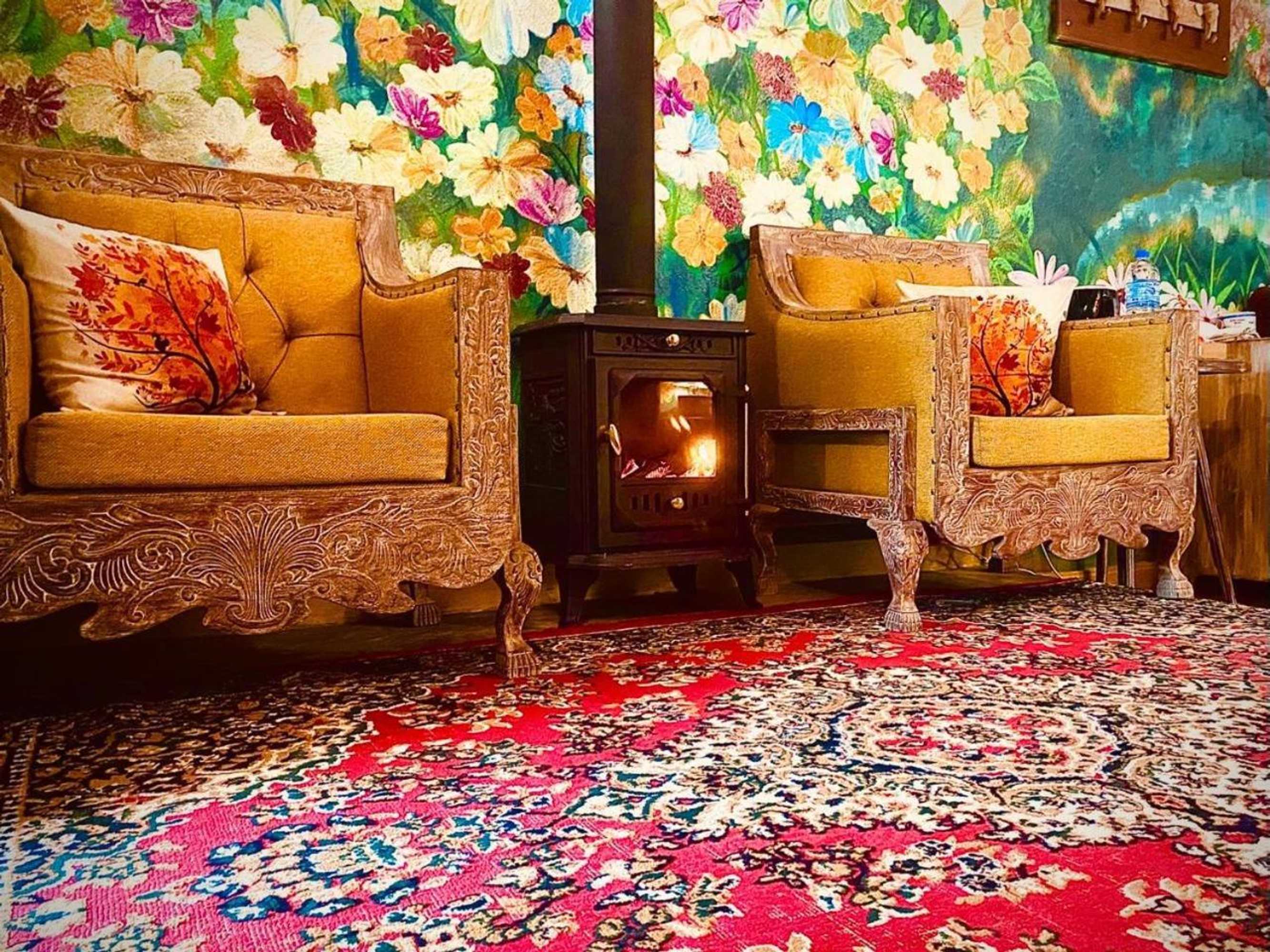 Gift card for Serendipity Lake Artistic Bungalow by Heidis Home