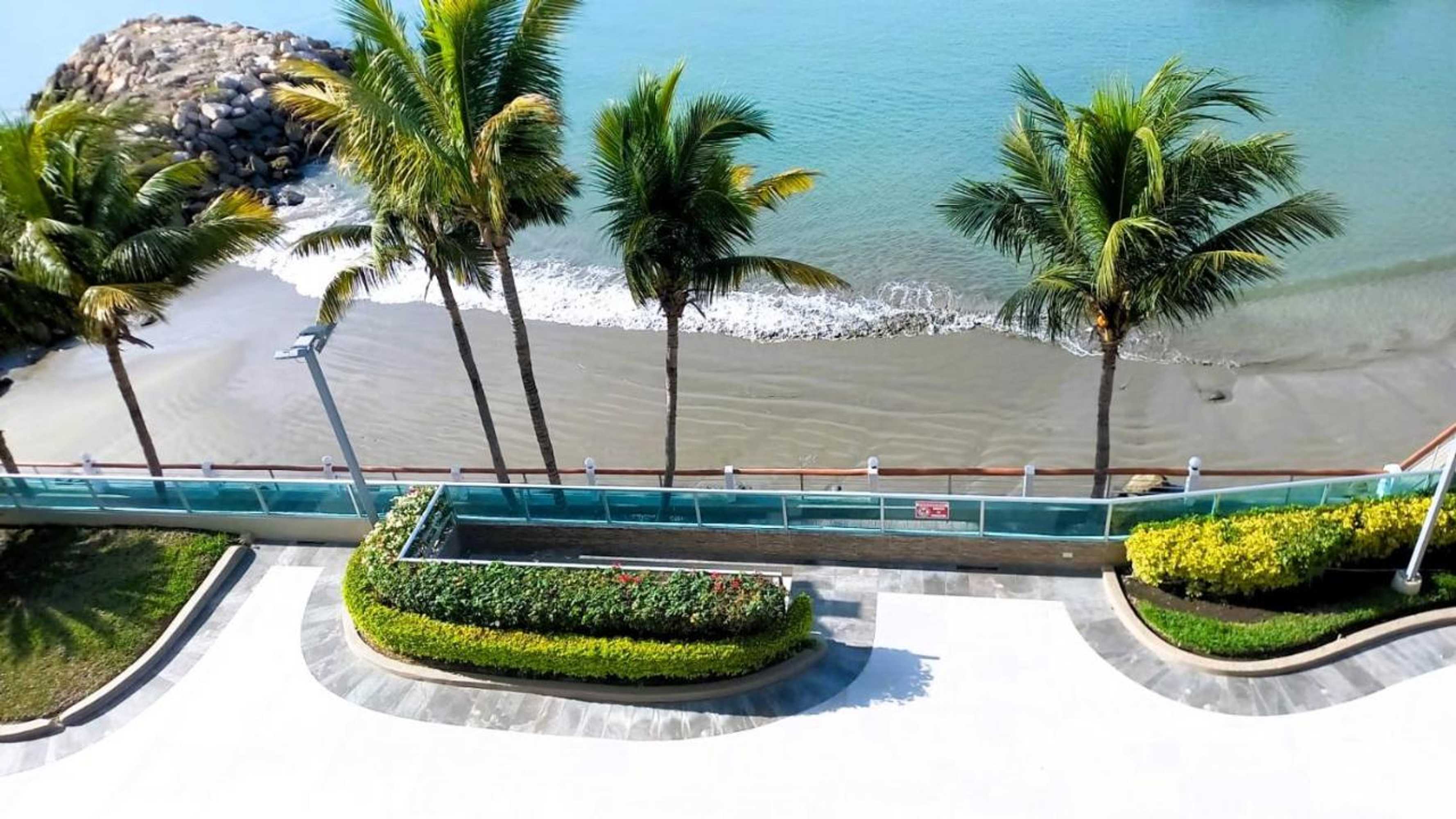 Gift card for Apartamento de Lujo al Pie Del Mar Condominio Torre Marina Gift card for Apartamento de Lujo al Pie Del Mar Condominio Torre Marina